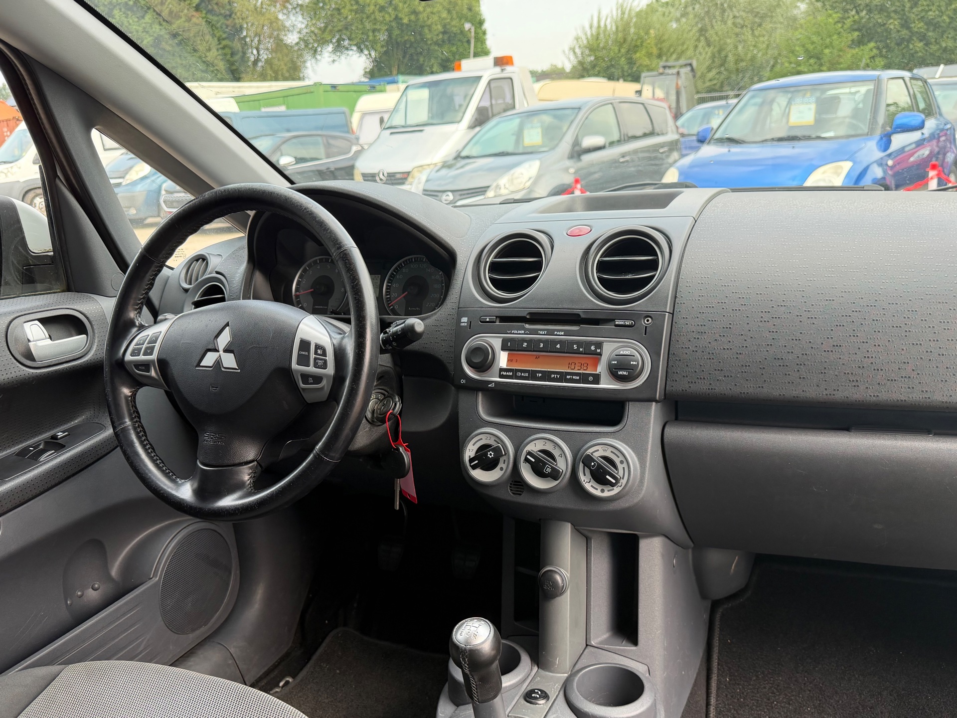 Foto van Mitsubishi Mitsubishi Colt
