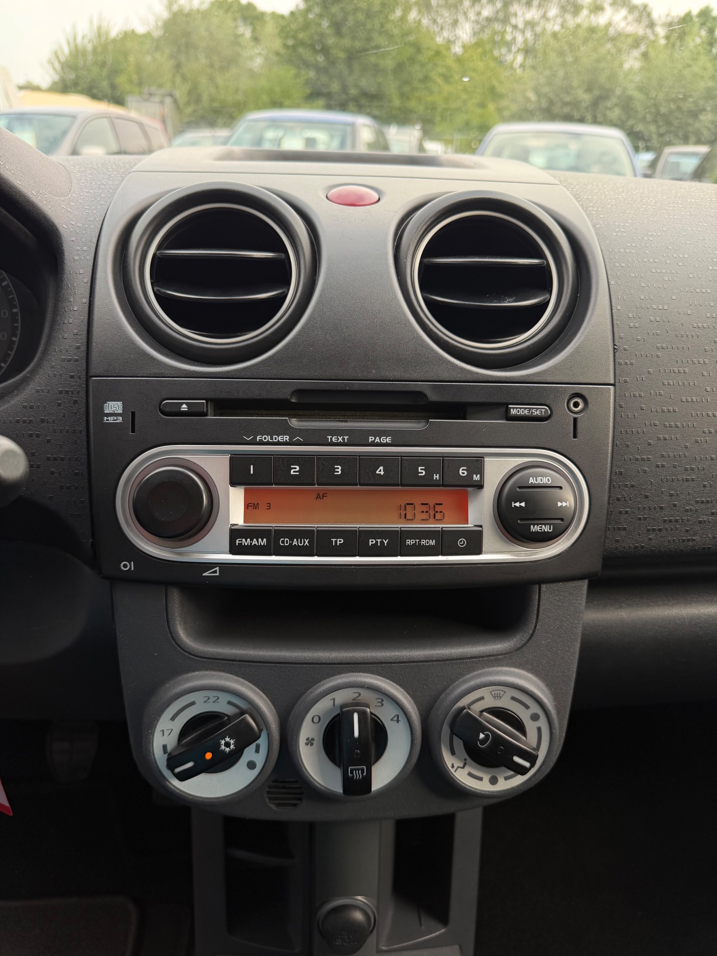 Foto van Mitsubishi Mitsubishi Colt