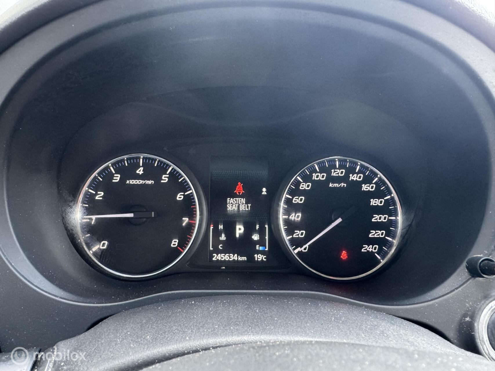 Foto van Mitsubishi Mitsubishi Outlander