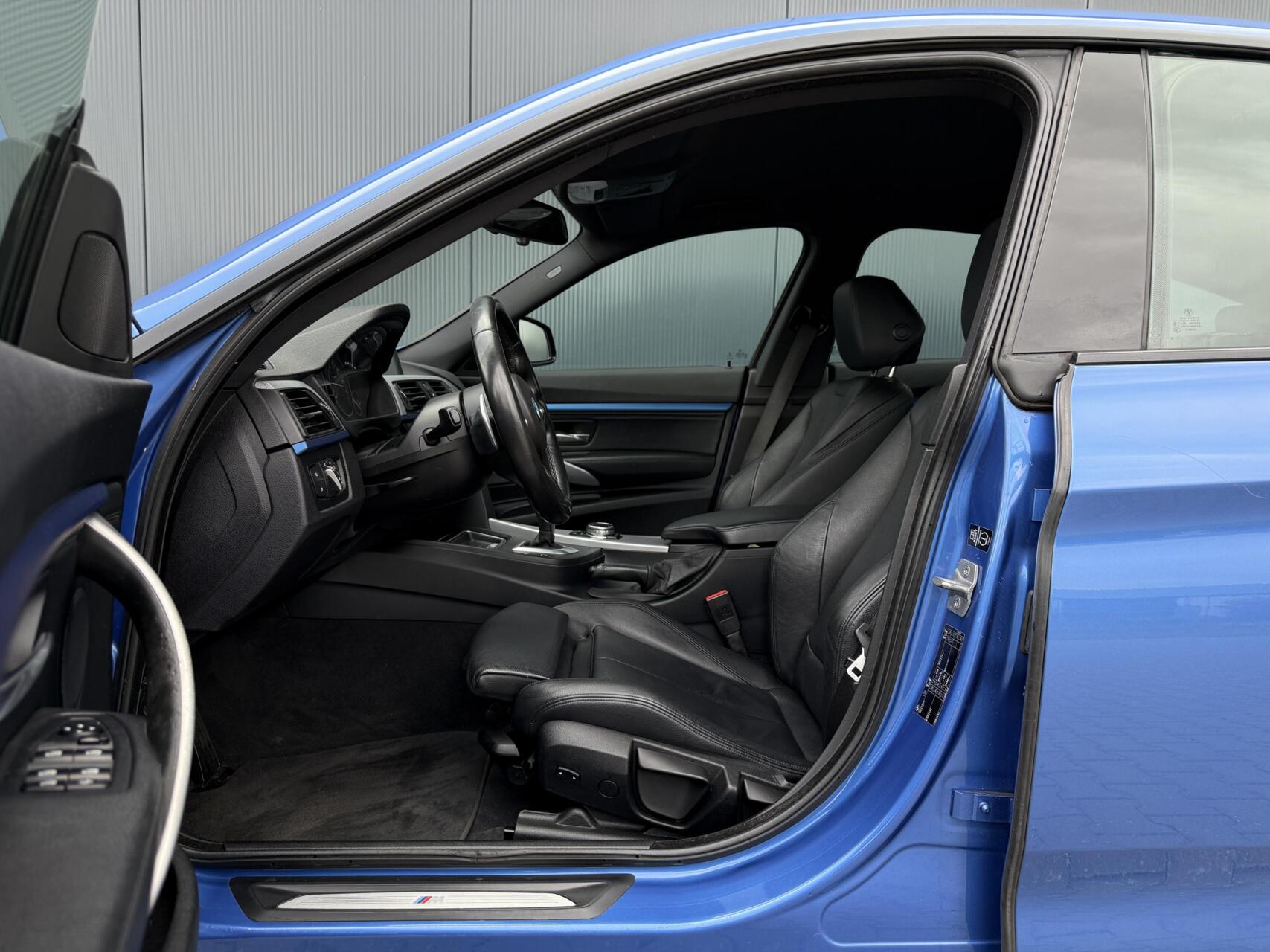 Foto van BMW 328i