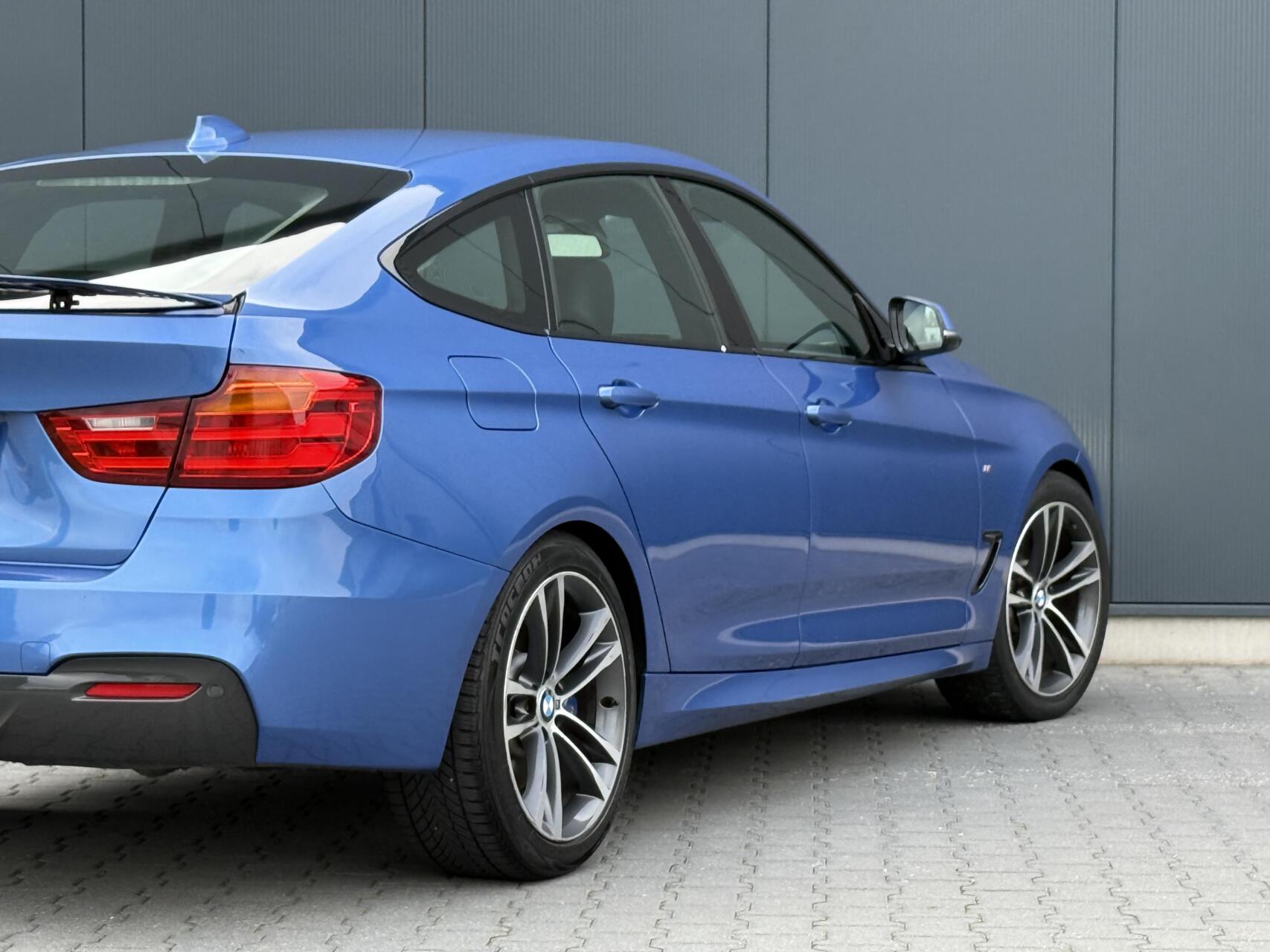 Foto van BMW 328i