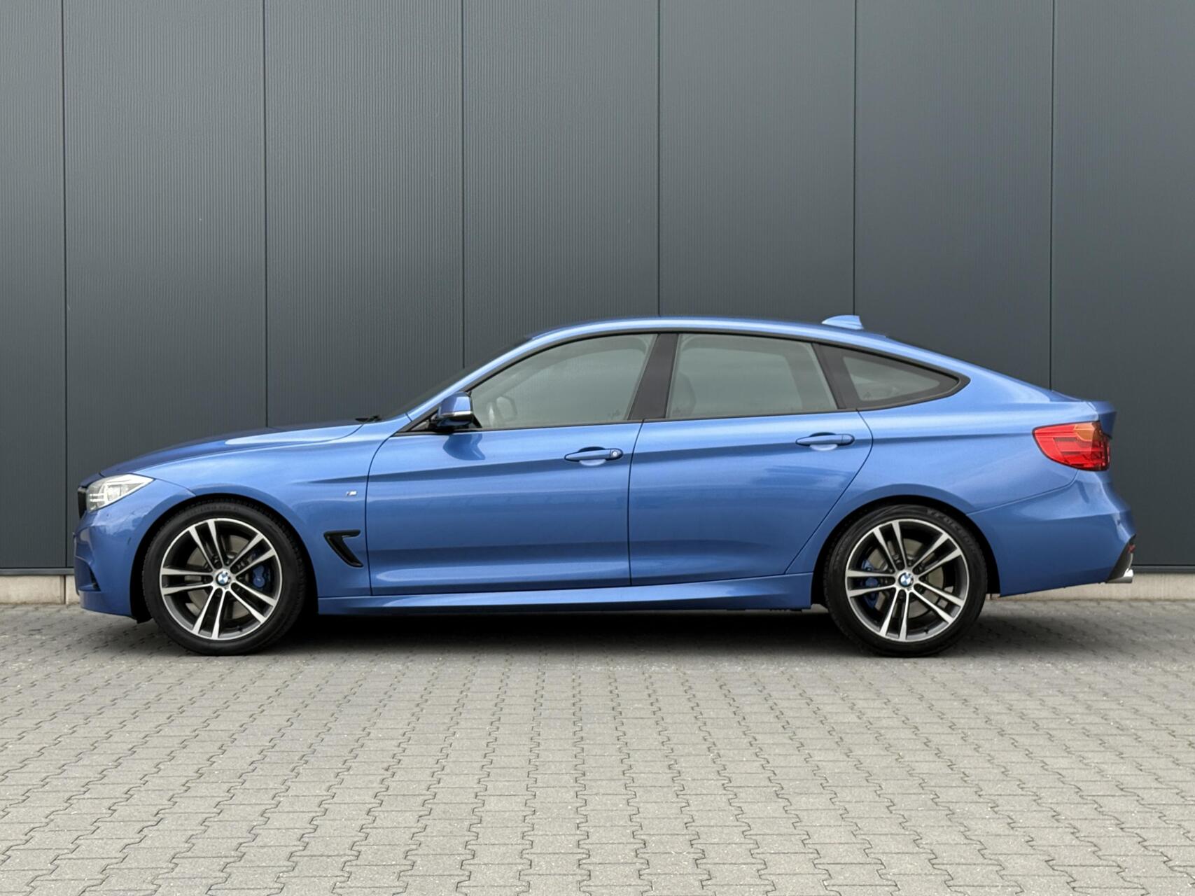 Foto van BMW 328i