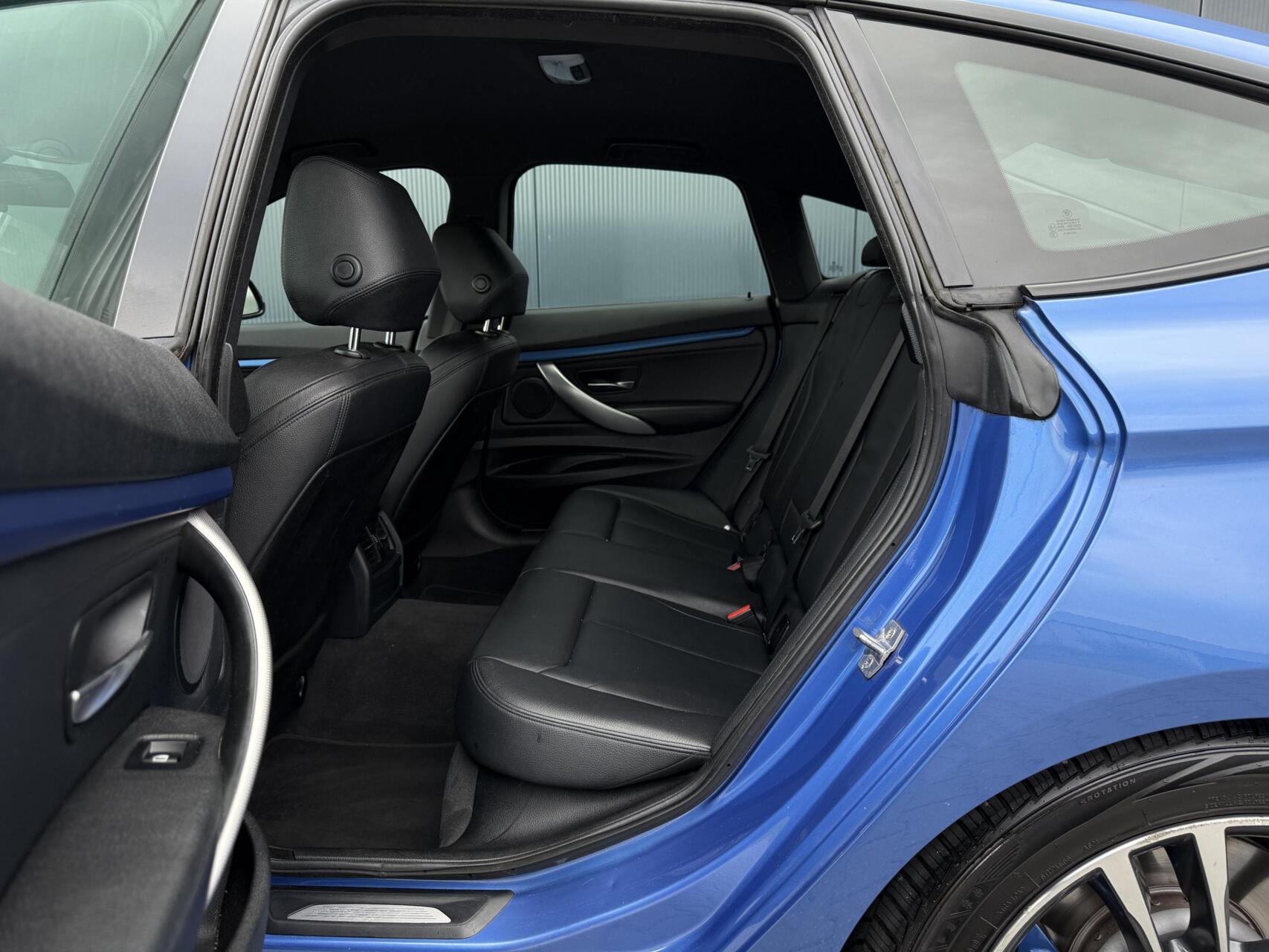 Foto van BMW 328i