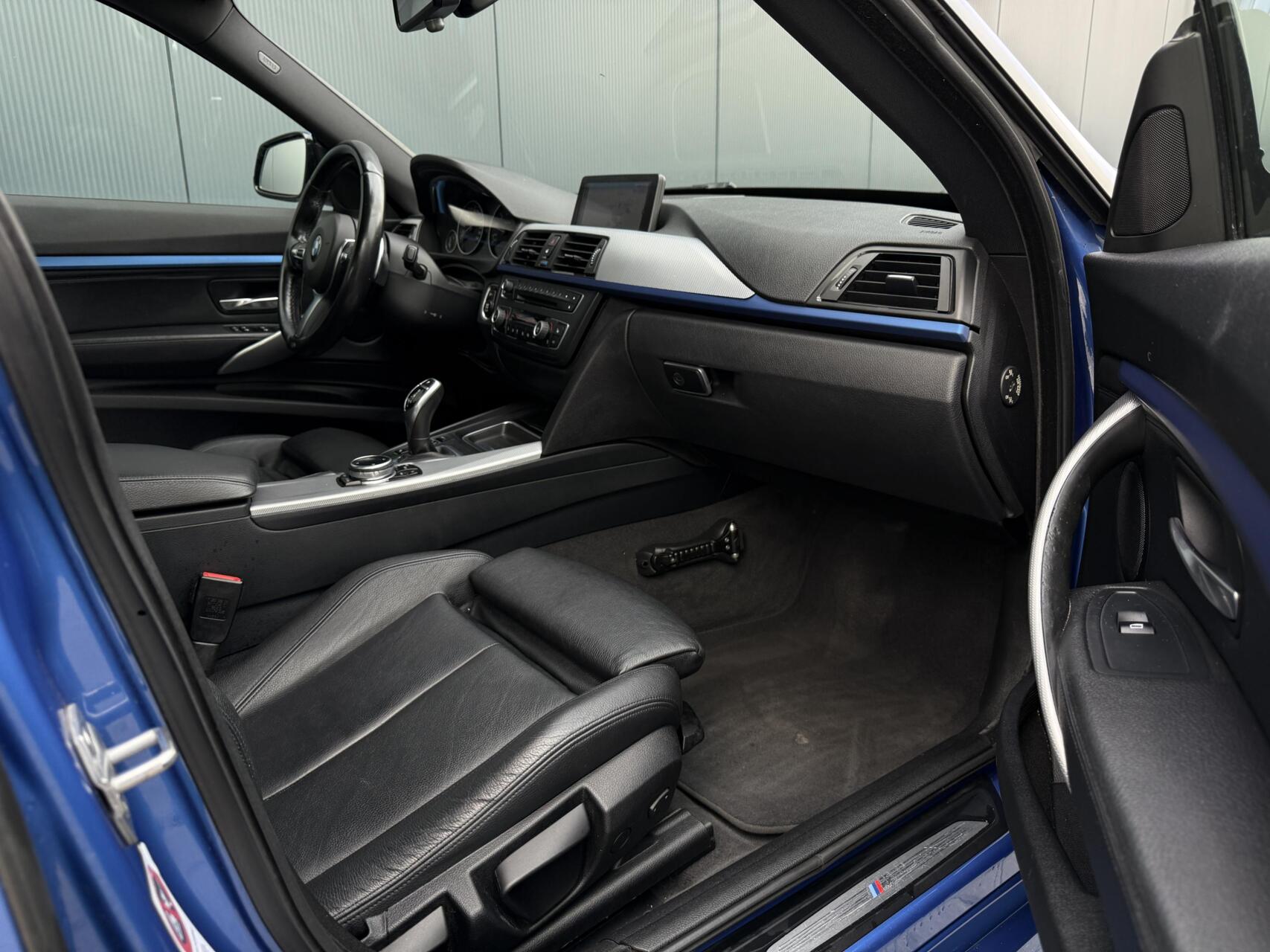 Foto van BMW 328i