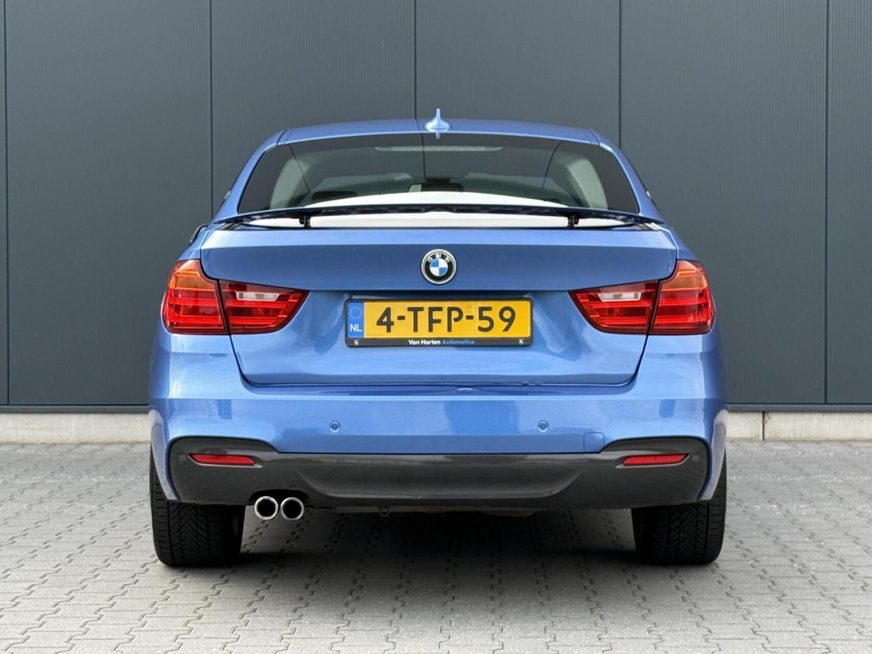 Foto van BMW 328i