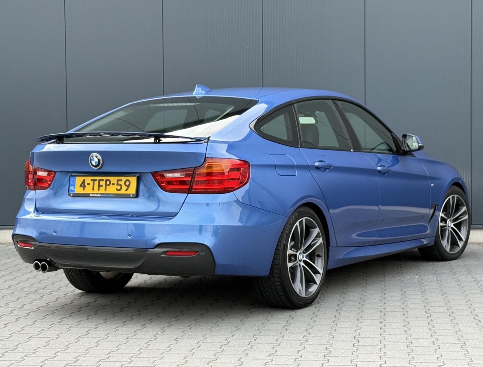 Foto van BMW 328i