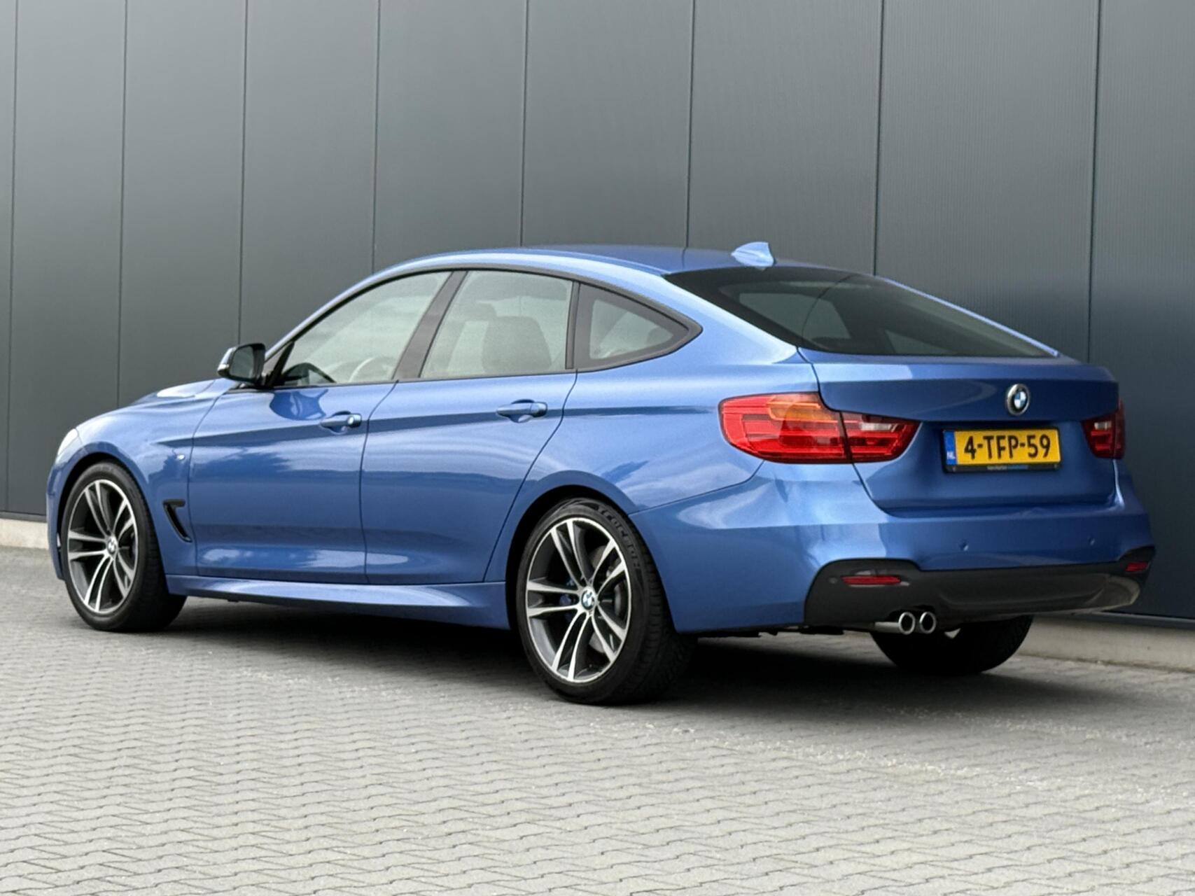 Foto van BMW 328i