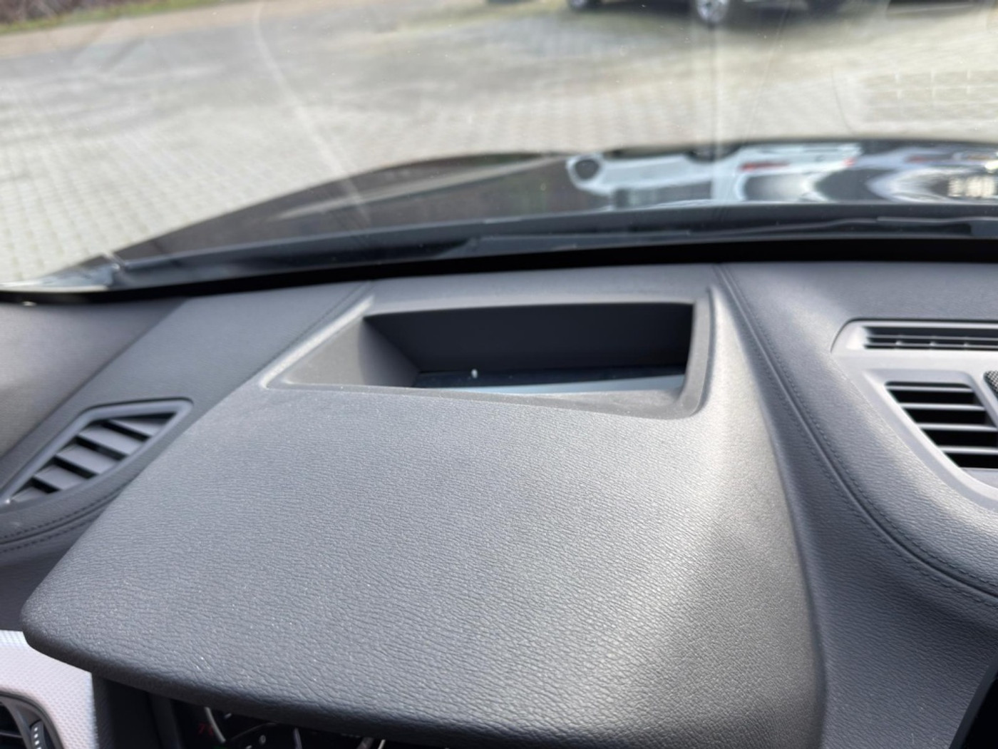 Foto van BMW X1 Xdrive25e