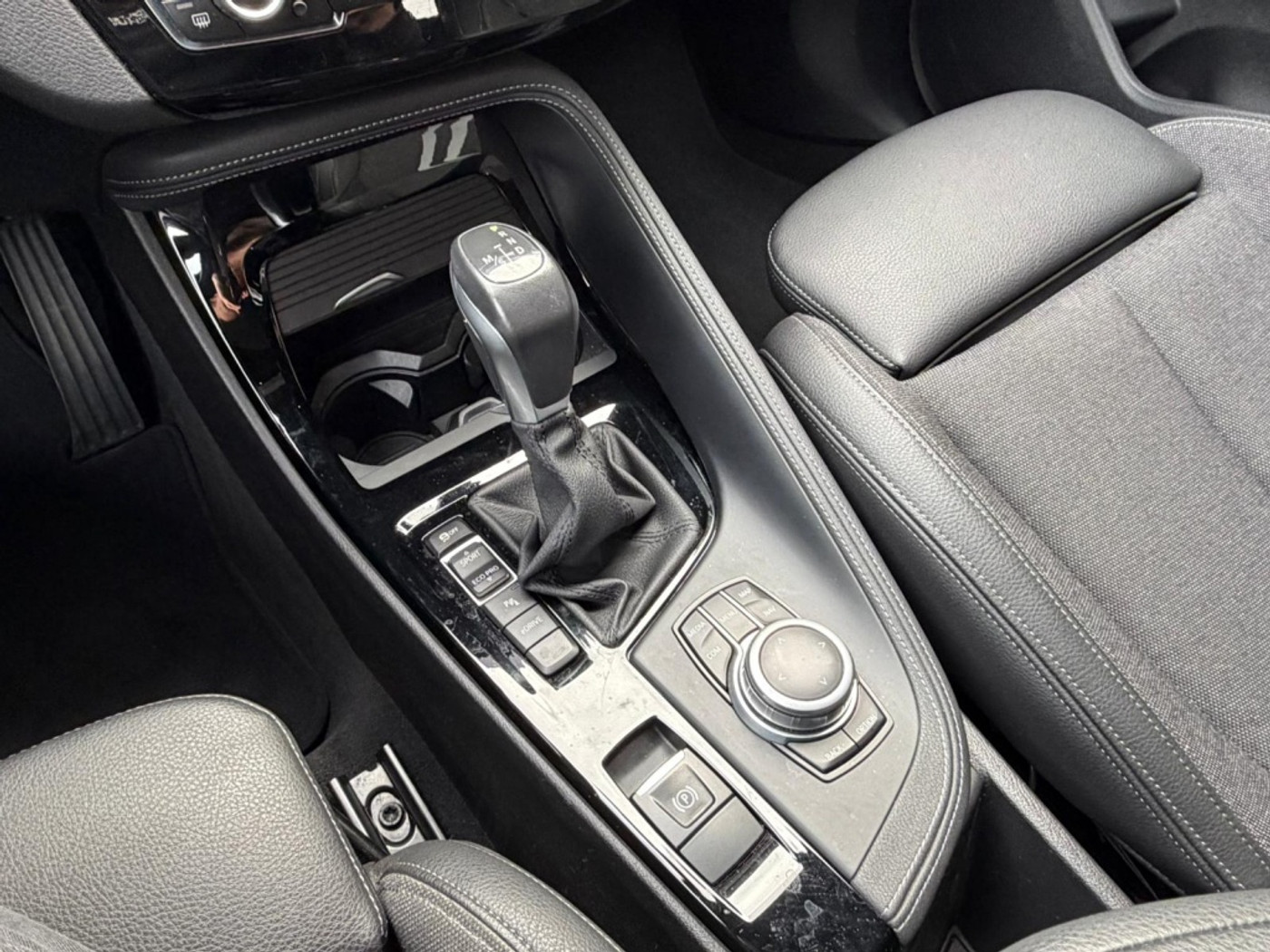 Foto van BMW X1 Xdrive25e