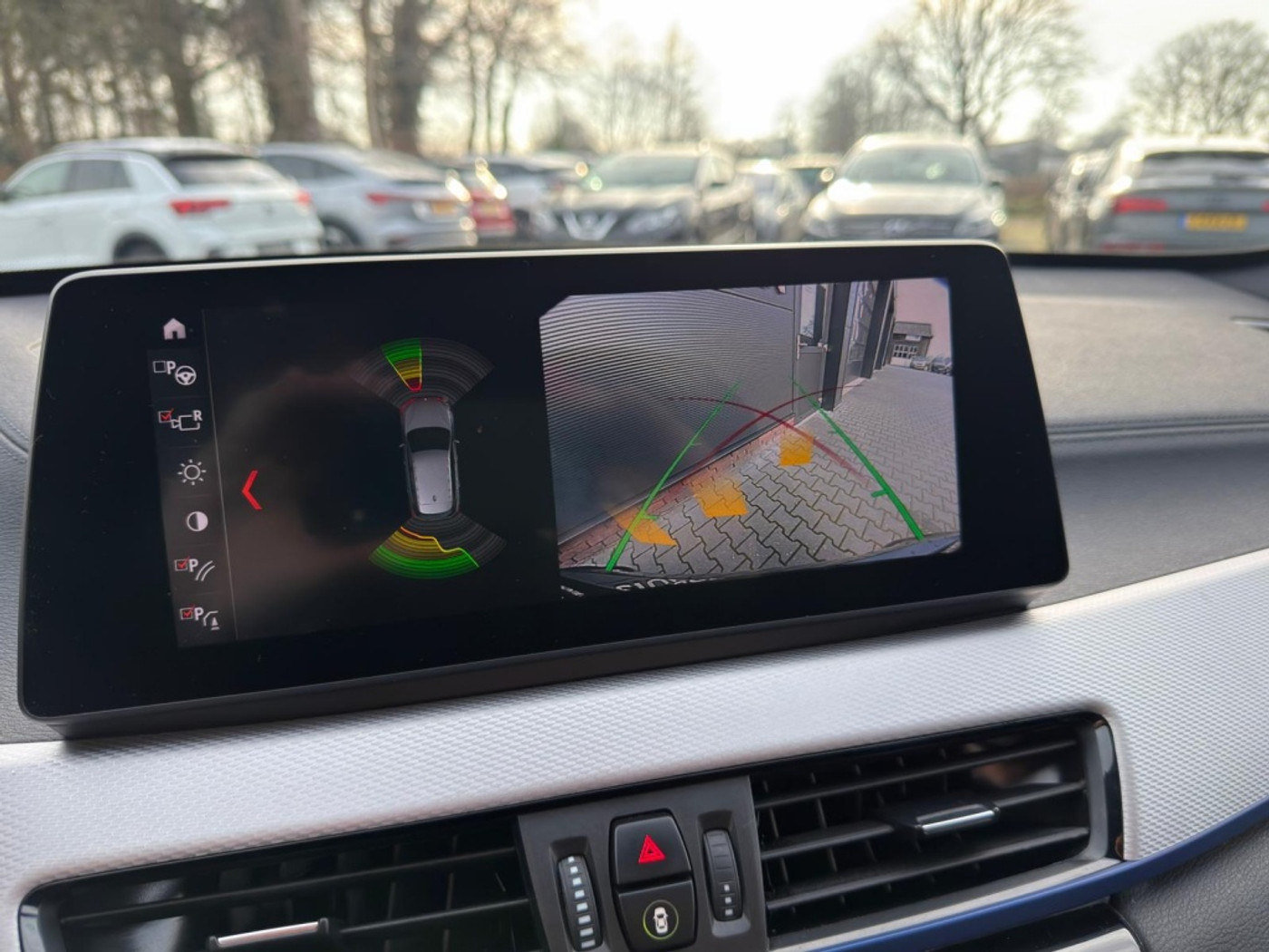 Foto van BMW X1 Xdrive25e