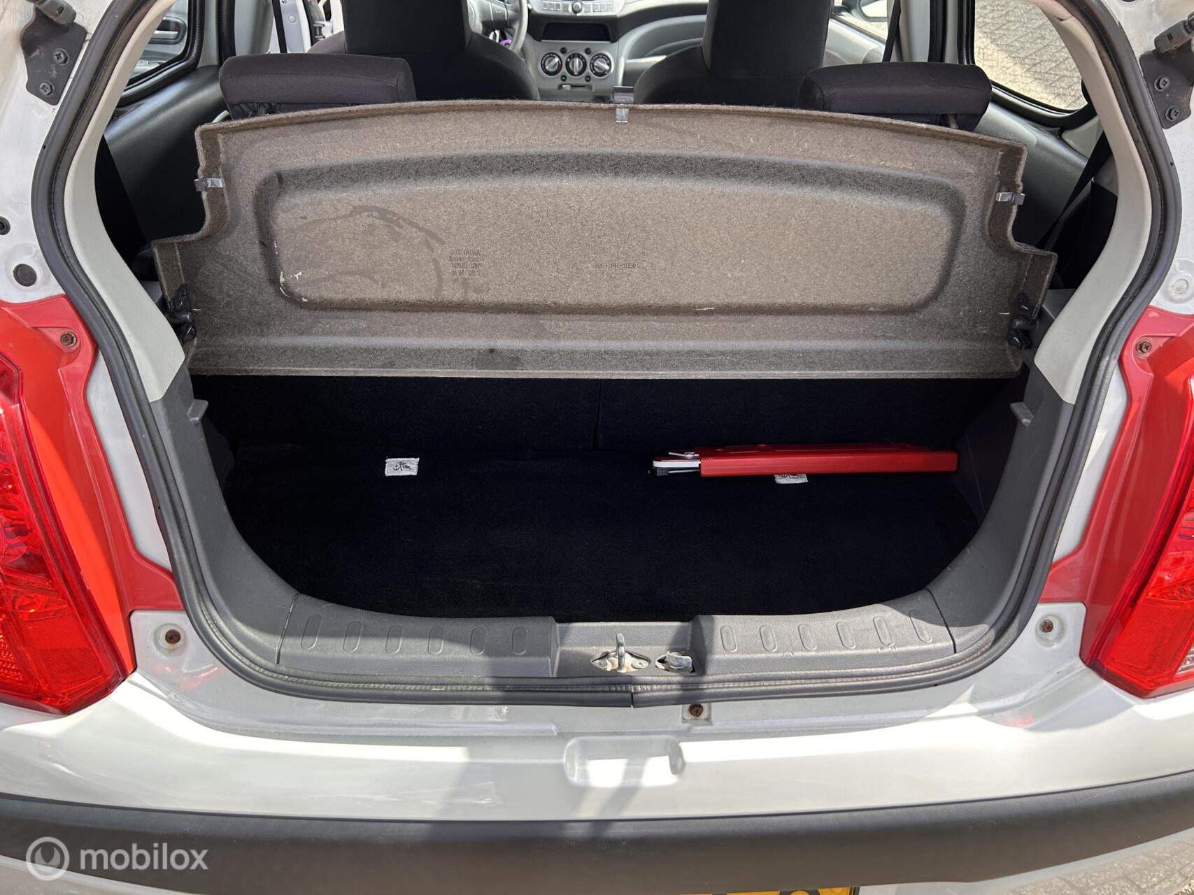 Foto van Nissan Nissan Pixo