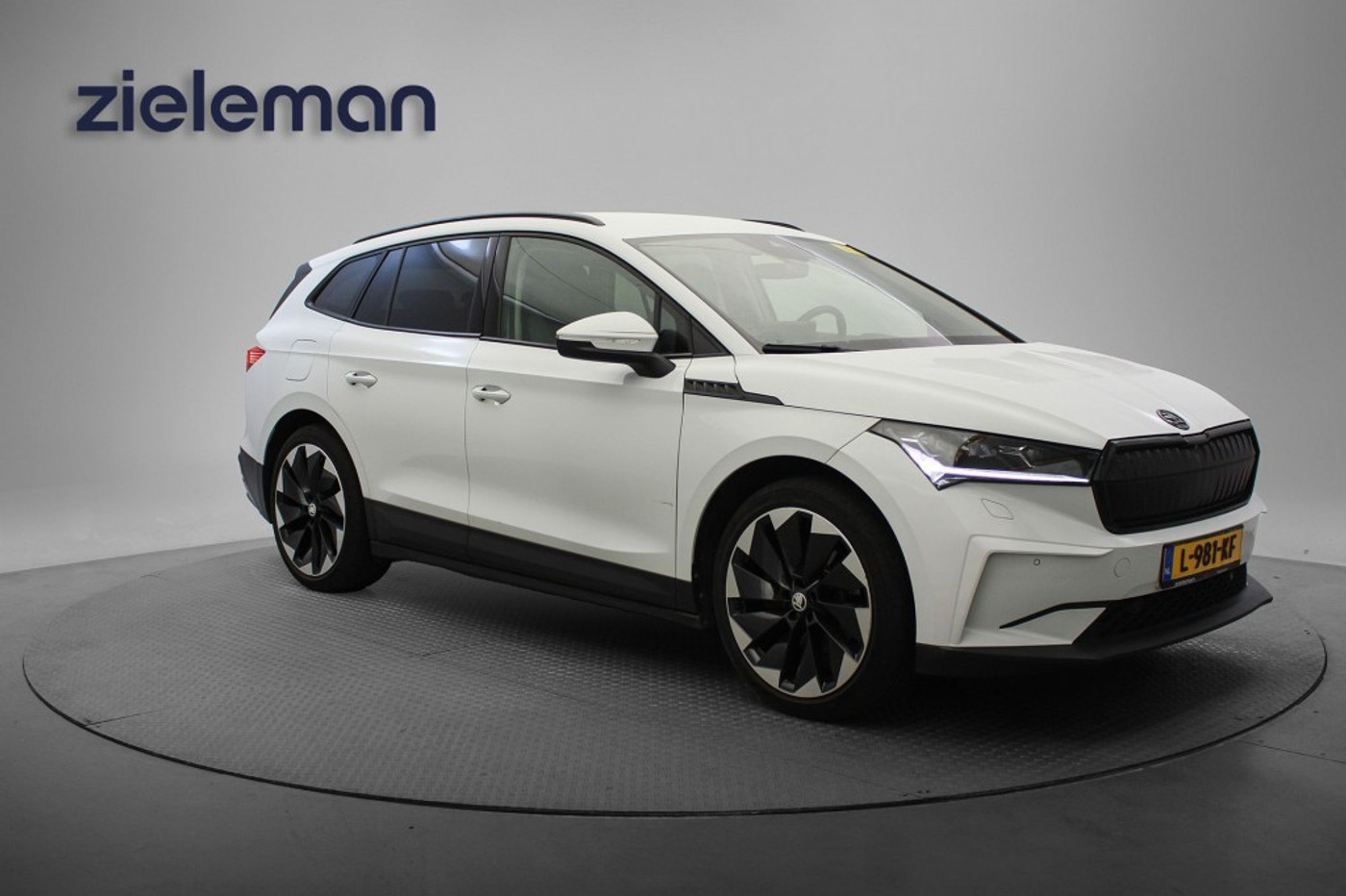 Skoda Enyaq 60 60 - Carplay, Stoelverwaming, Half Leer, Camera, Cruise, SOH 90,69% 2021 - voorkant