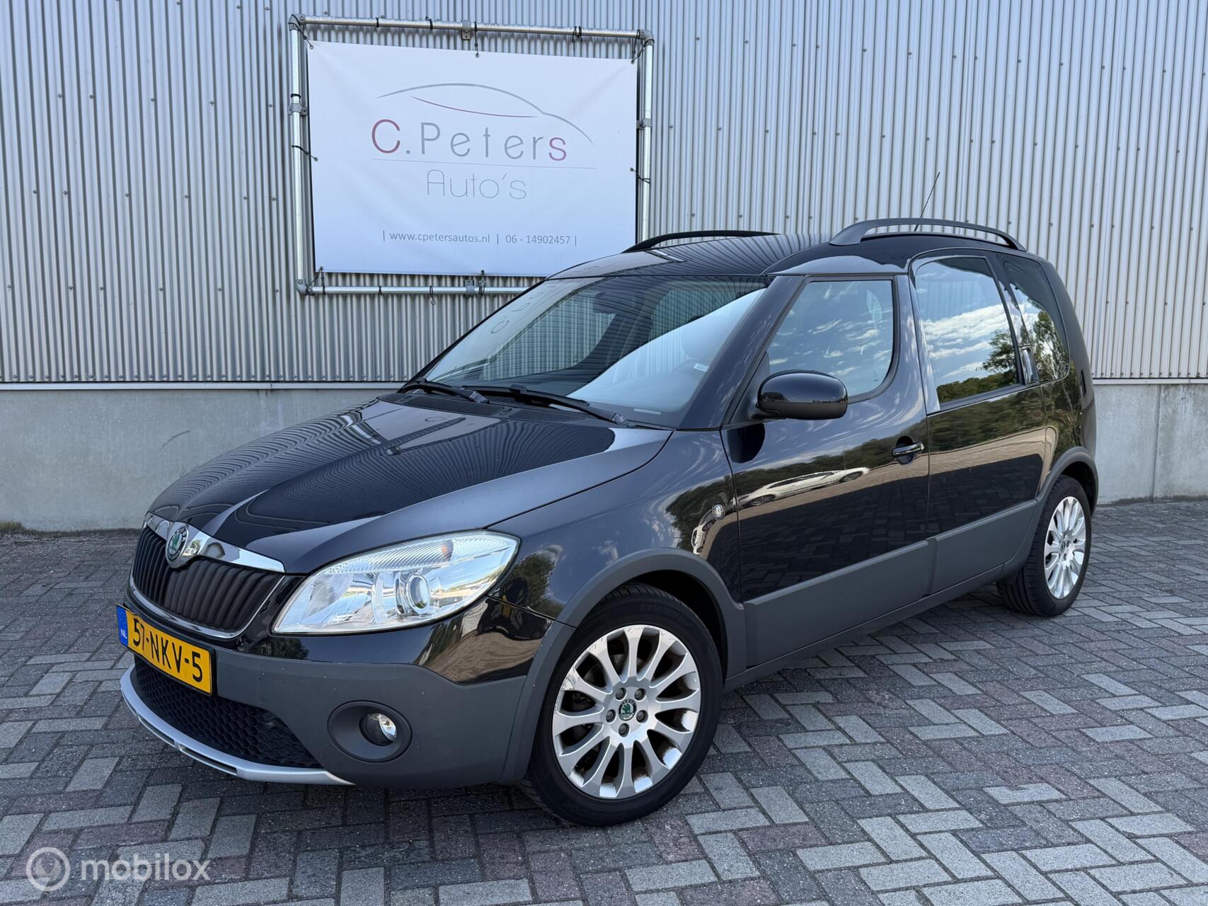 Skoda Roomster 1.2 TSI Ambition 2010 / Airco / Trekhaak / Cruisecontrol / NAP 2010 - voorkant