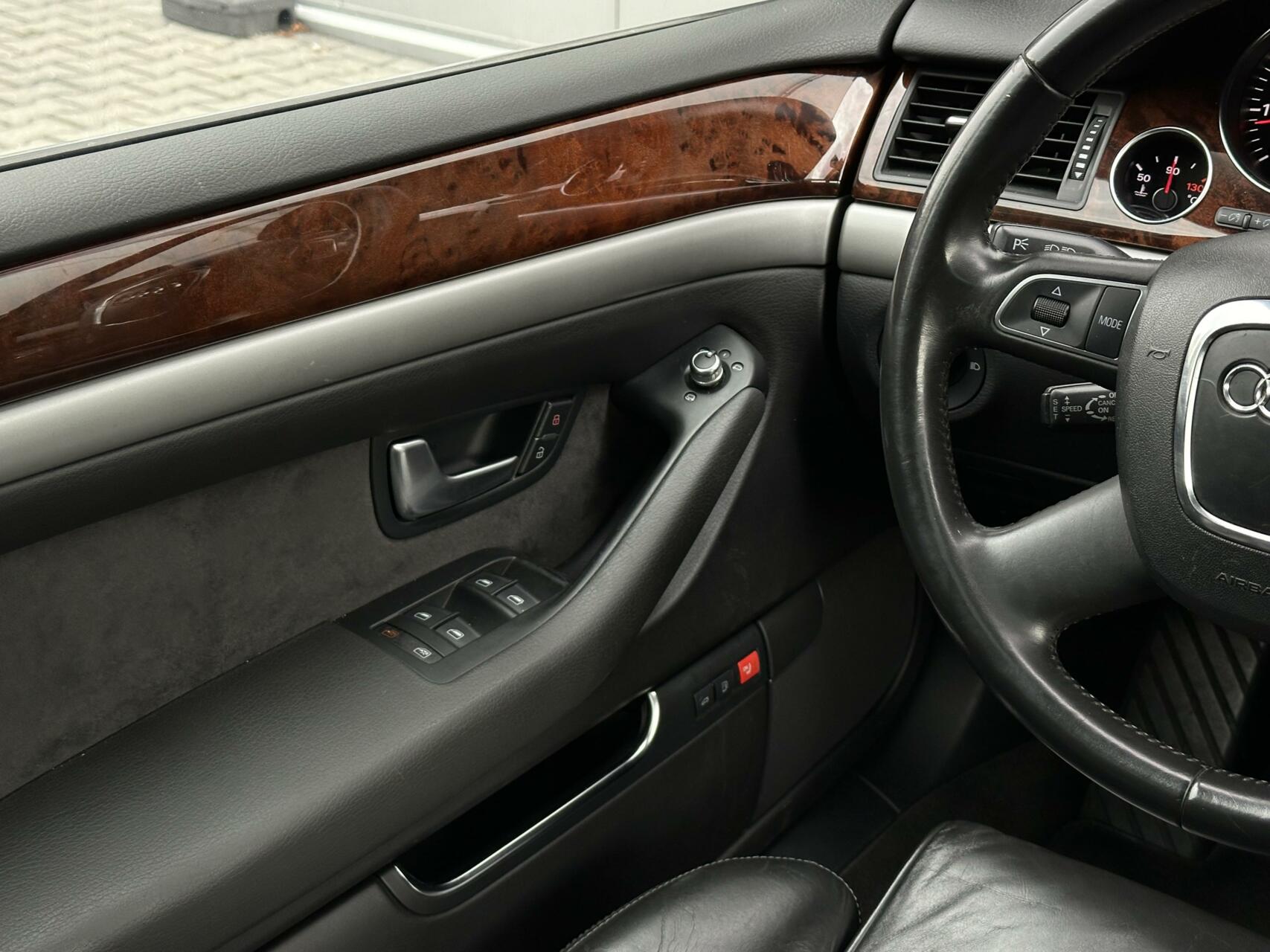 Foto van Audi A8