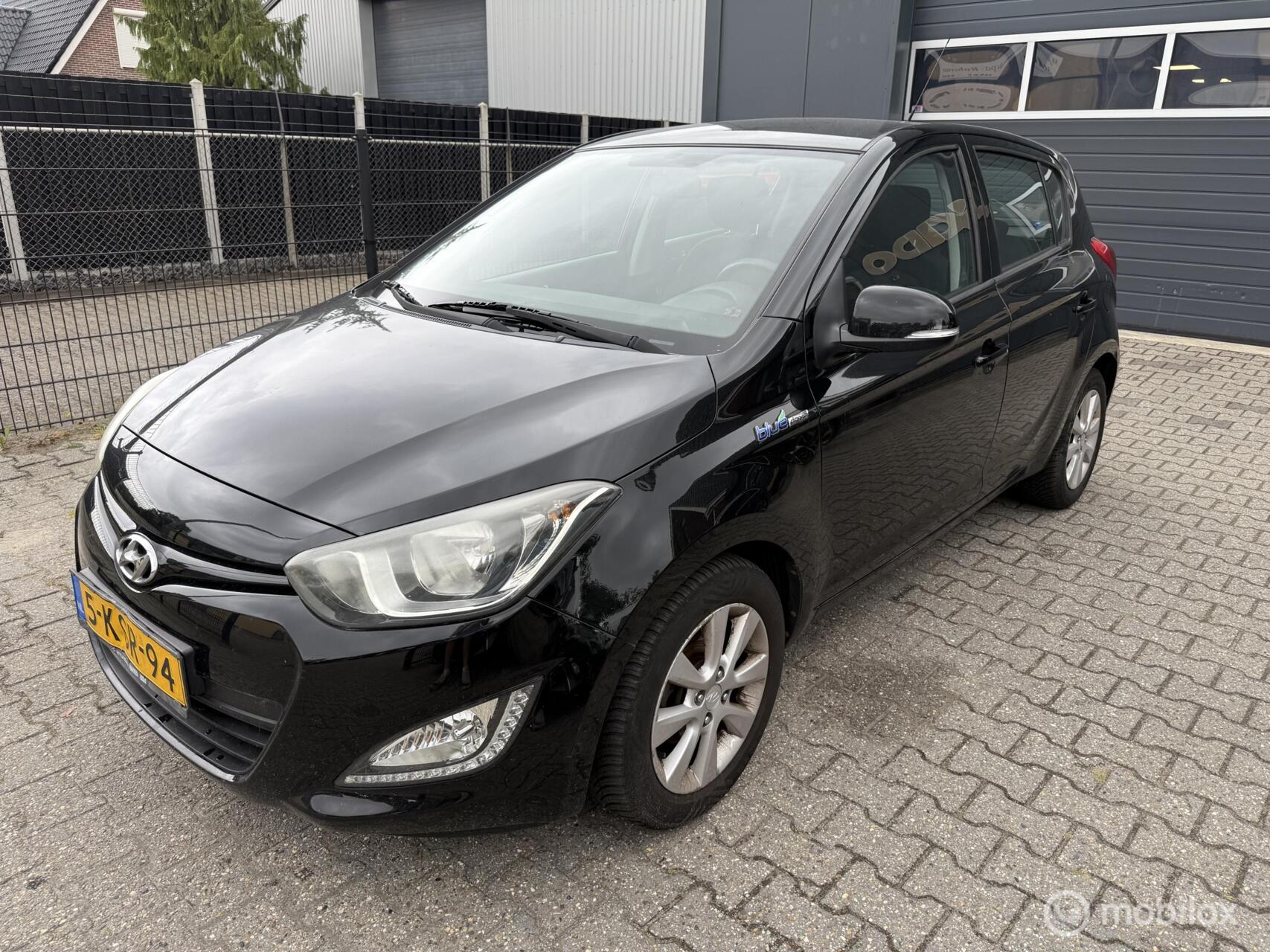 Hyundai I20 1.2i i-Motion geen vermogen !! 2014 - voorkant