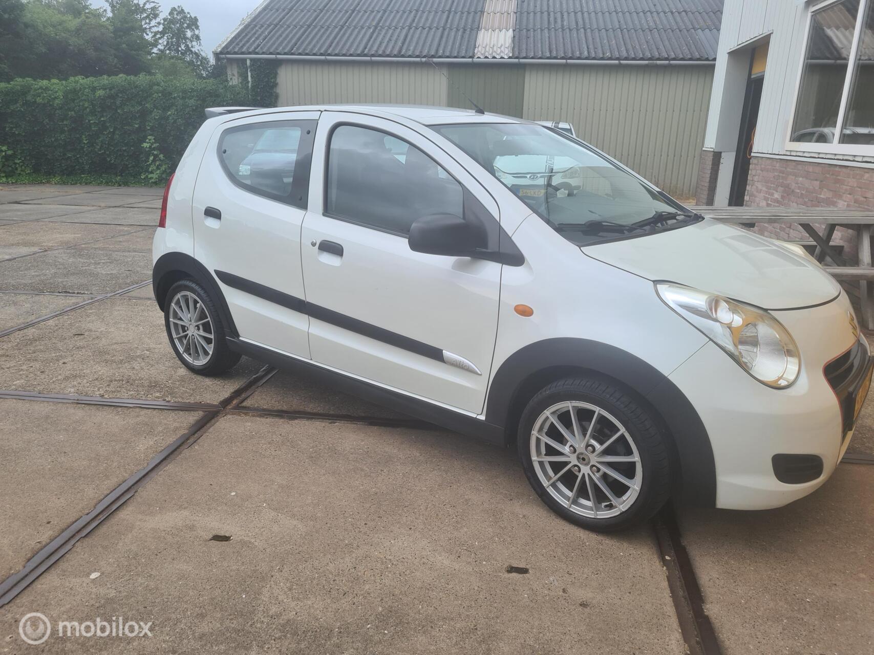 Foto van Suzuki Alto