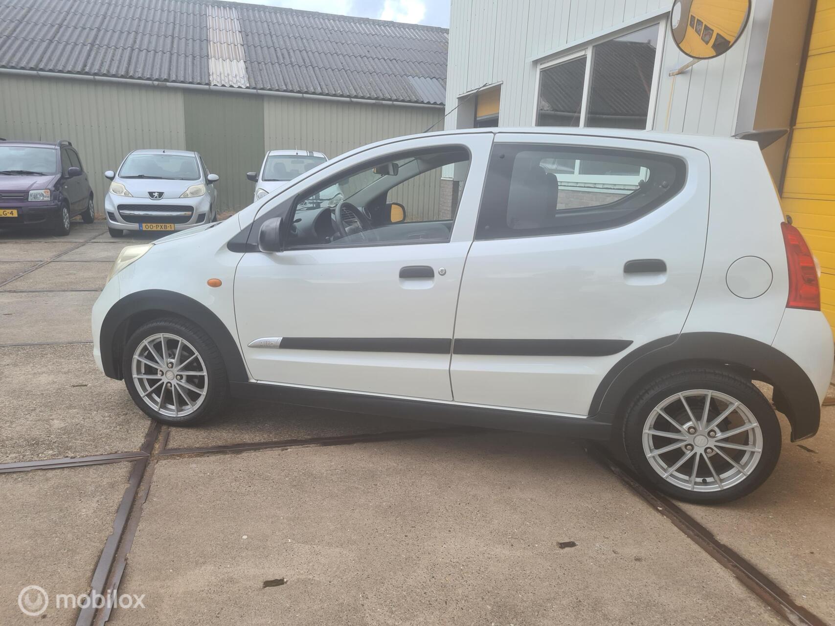 Foto van Suzuki Alto