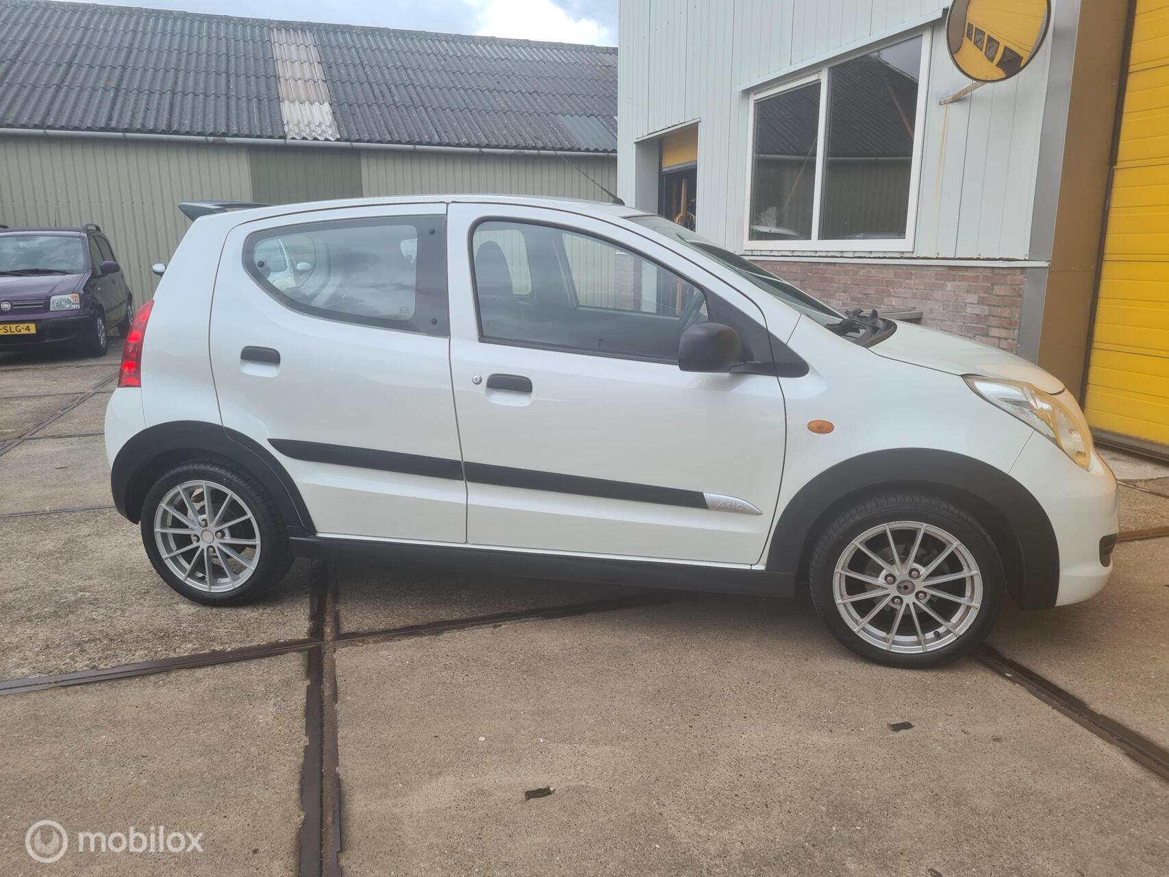 Foto van Suzuki Alto