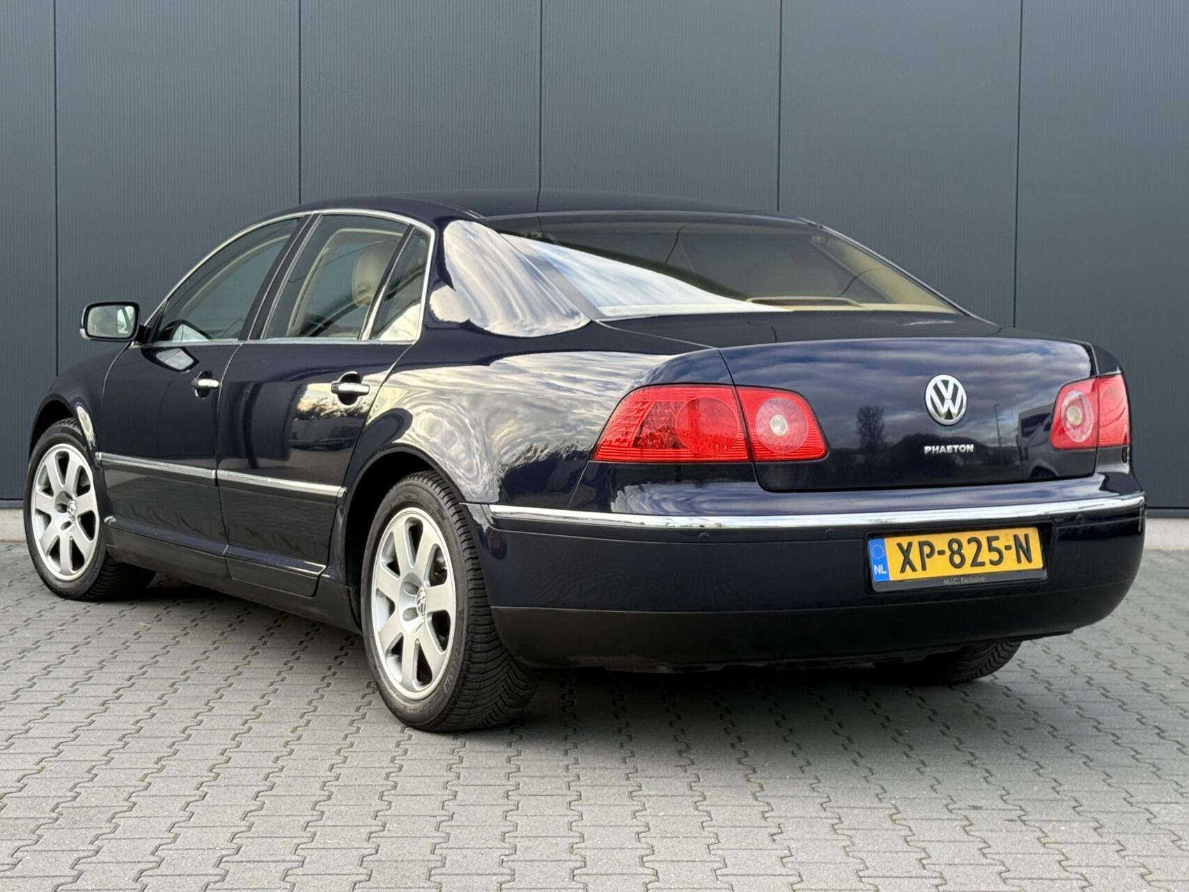 Foto van Volkswagen Phaeton