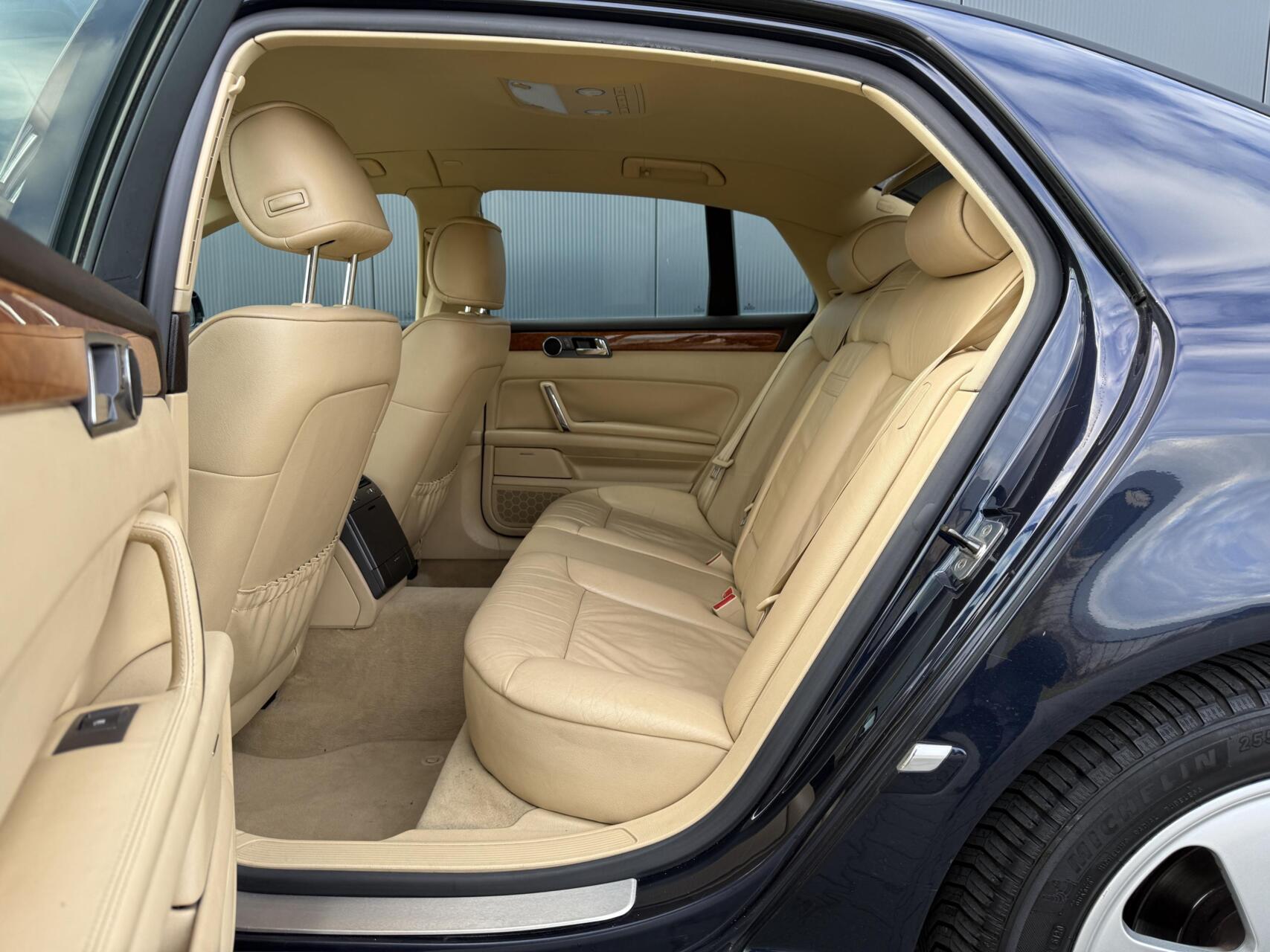 Foto van Volkswagen Phaeton