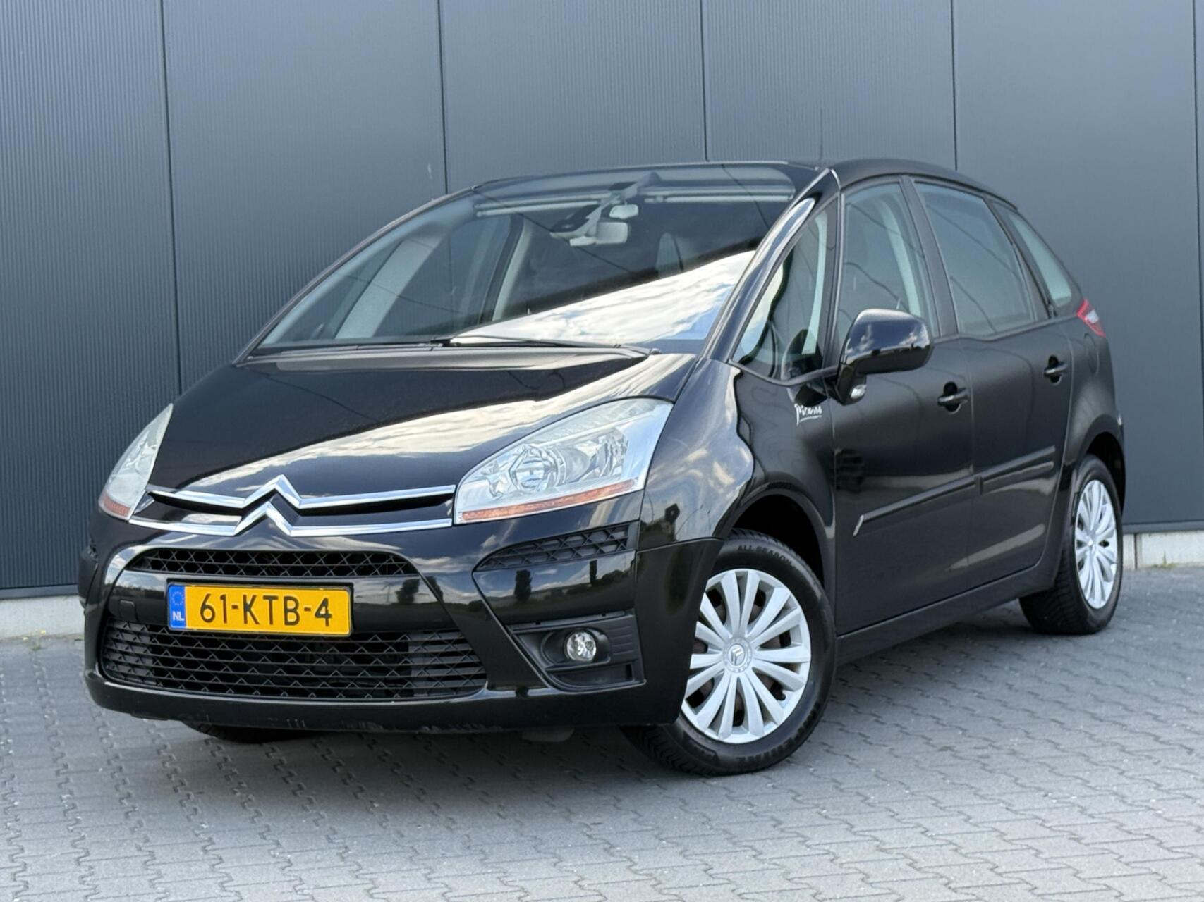 Citroen C4 Picasso 1.6 VTi Ambiance Airco - Cruise - Trekhaak - Keurige Auto 2009 - voorkant