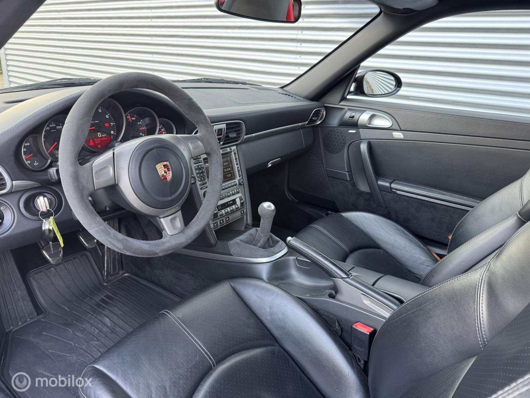 Foto van Porsche 911 Carrera