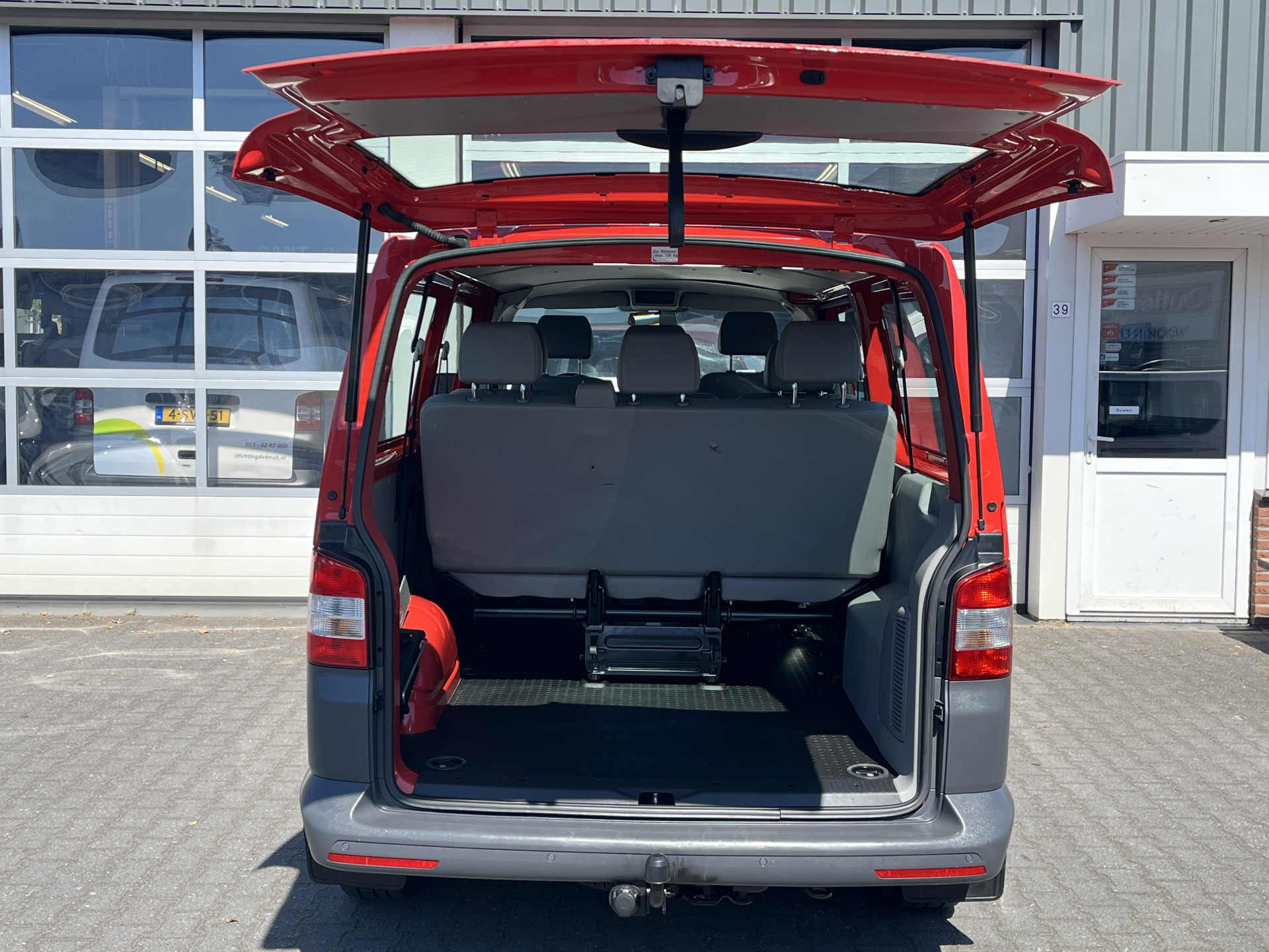 Foto van Volkswagen Transporter Kombi