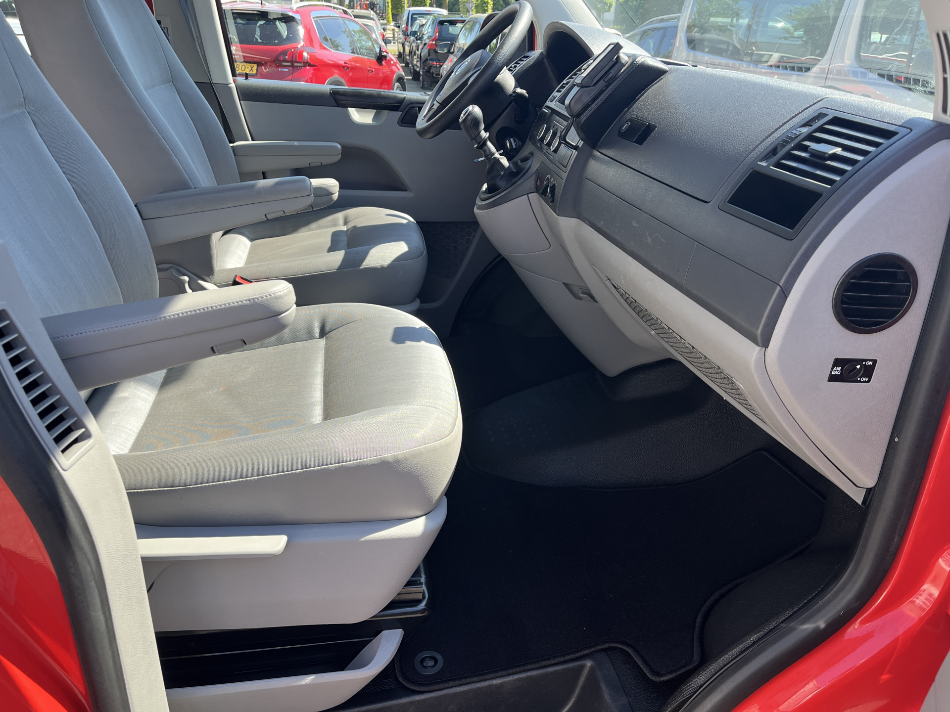 Foto van Volkswagen Transporter Kombi