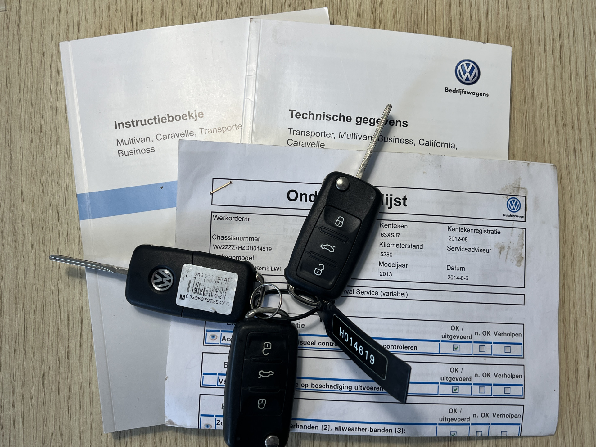 Foto van Volkswagen Transporter Kombi