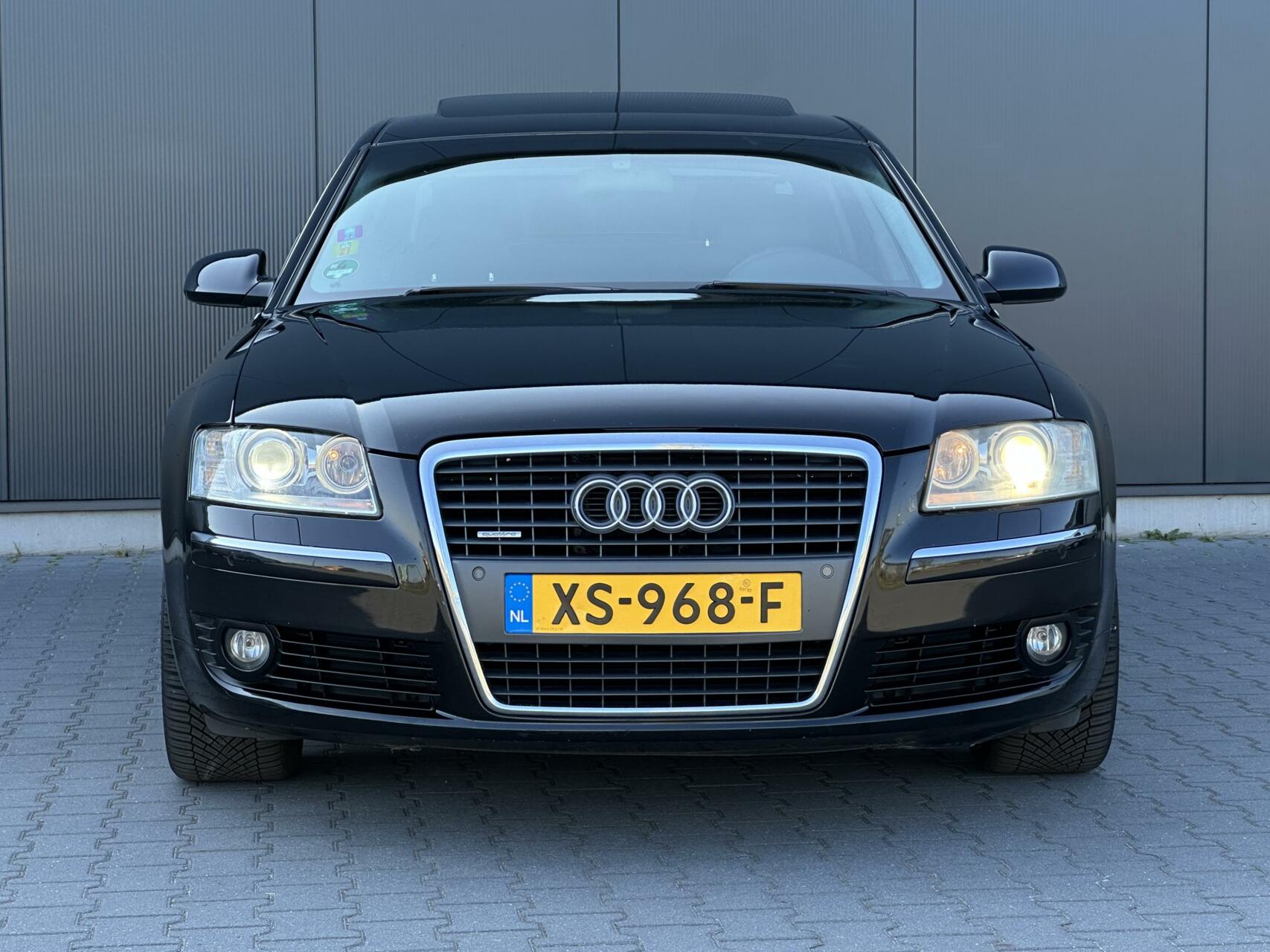 Foto van Audi A8