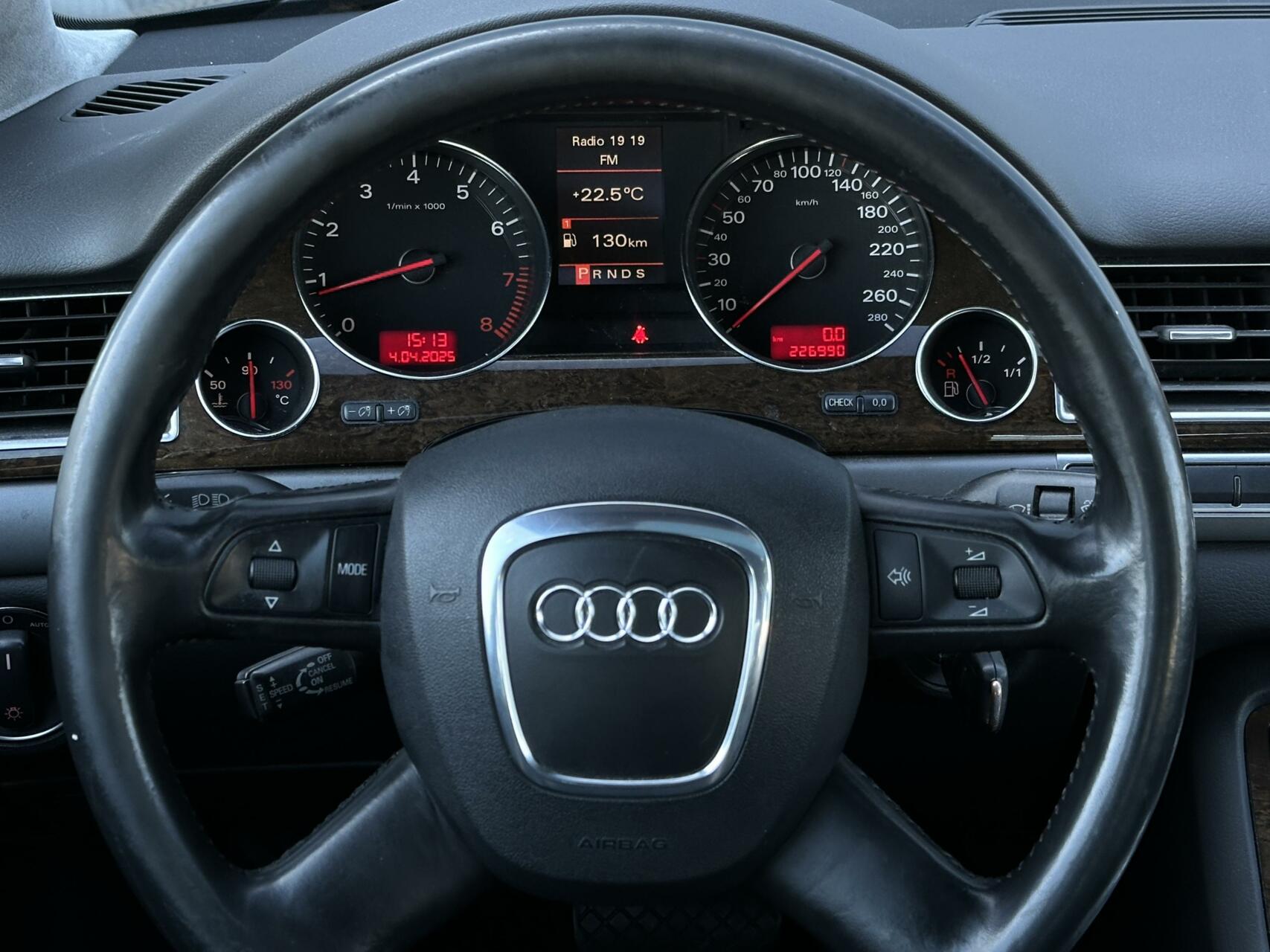 Foto van Audi A8