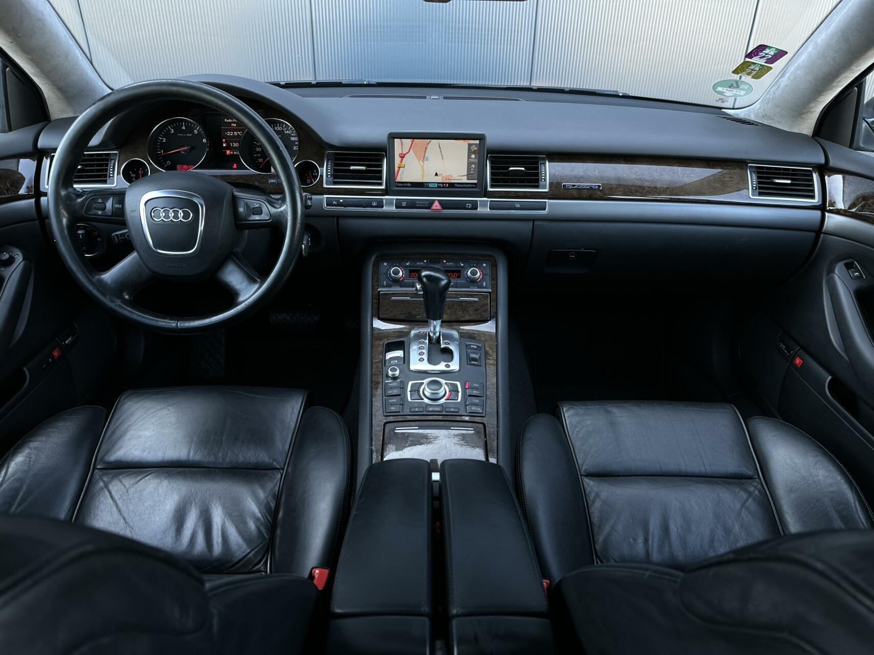 Foto van Audi A8