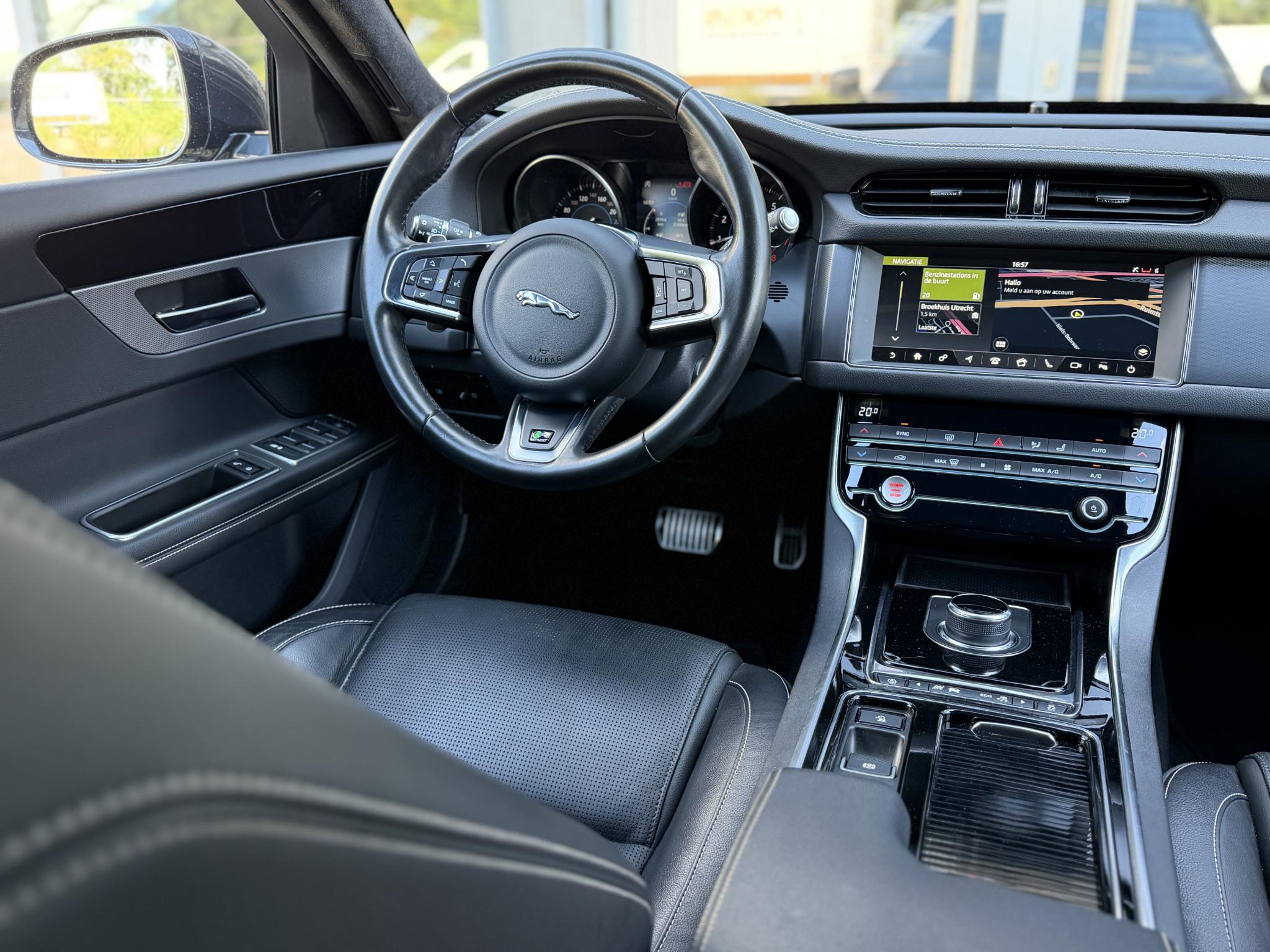 Foto van Jaguar Jaguar XF