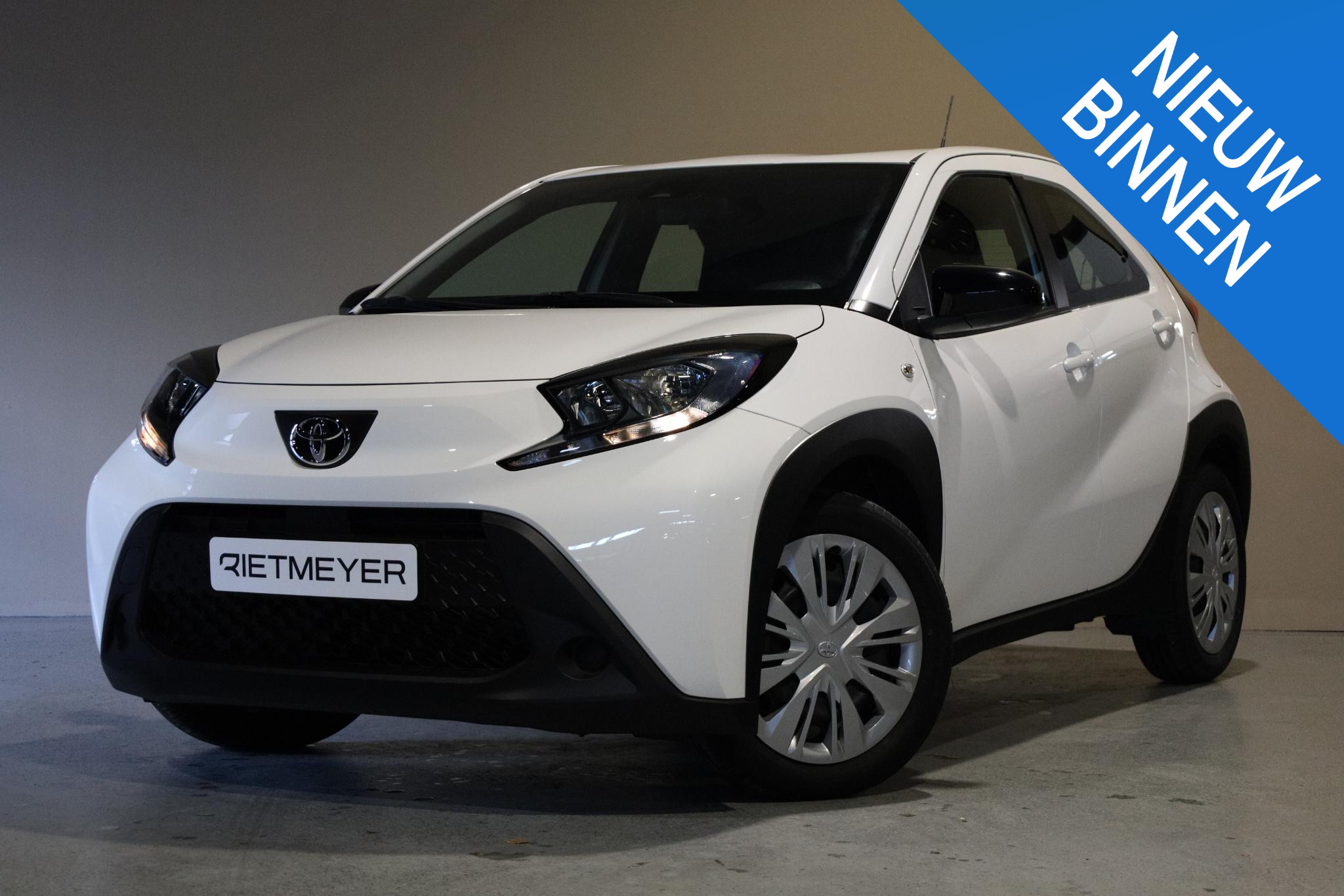 Toyota Toyota Aygo X 1.0 VVT-i S-CVT Play 2024 - voorkant