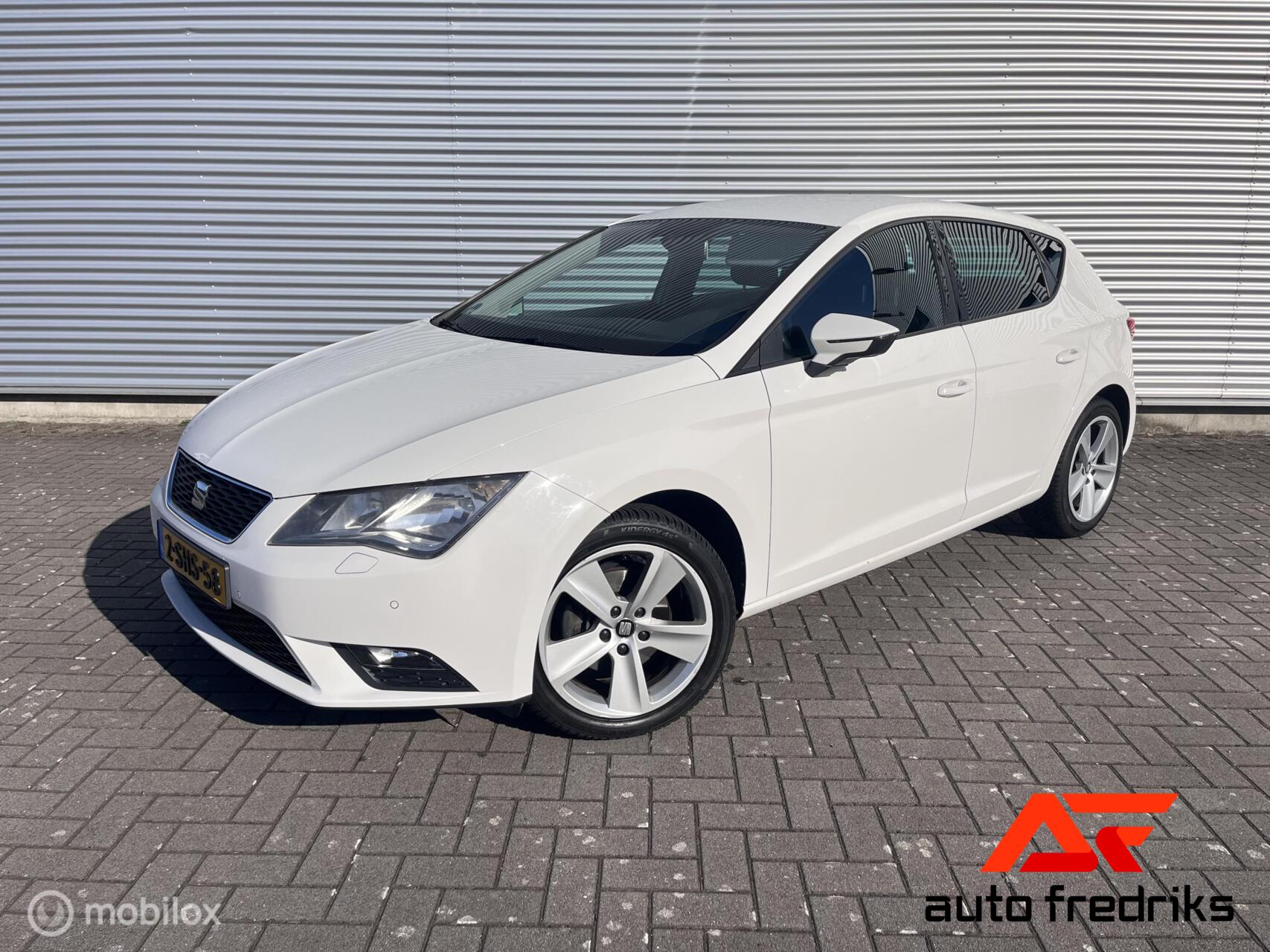 Seat Leon 1.2 TSI Style | Stoelverwarming | Trekhaak| 2013 - voorkant
