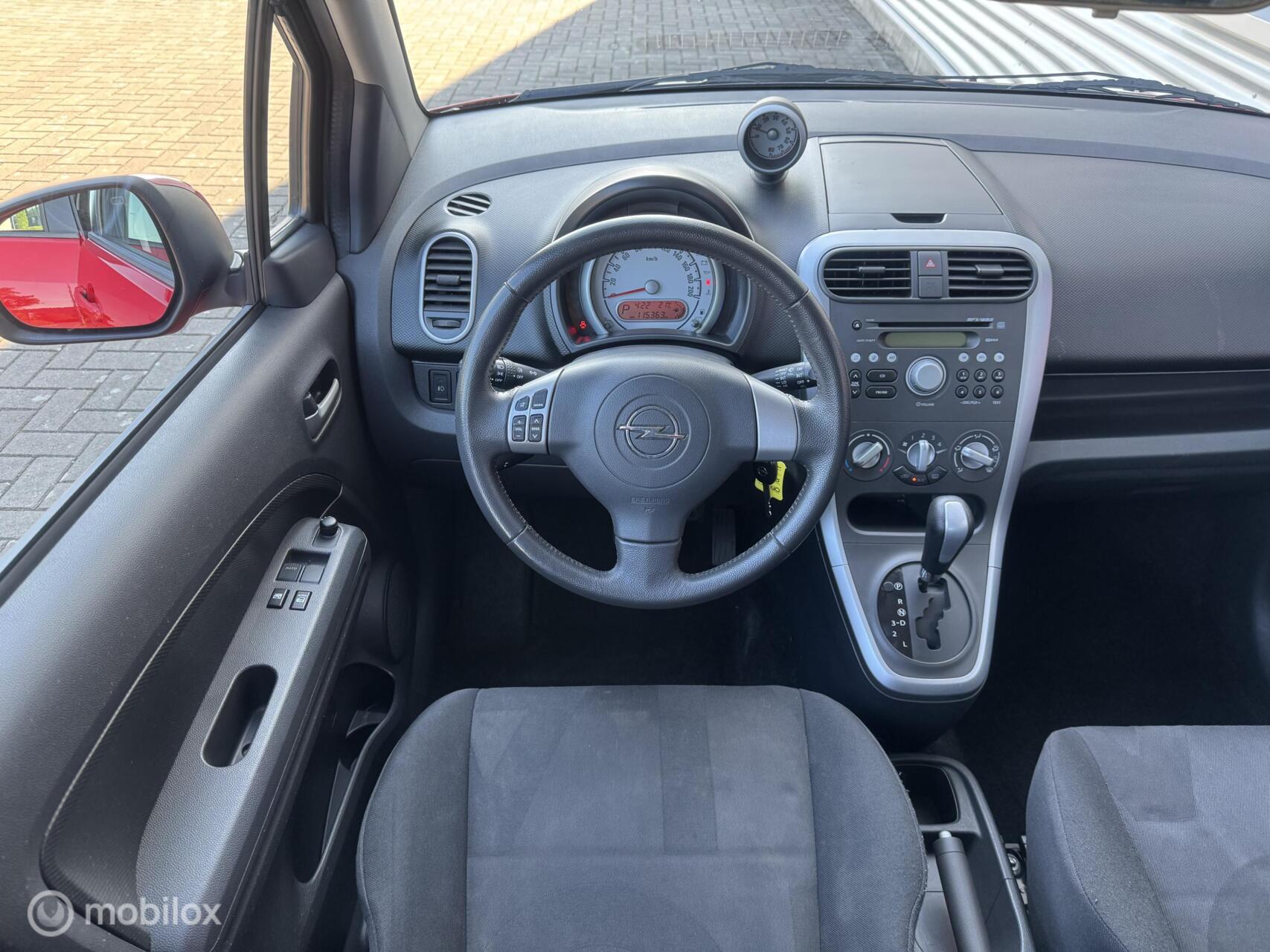 Foto van Opel Agila