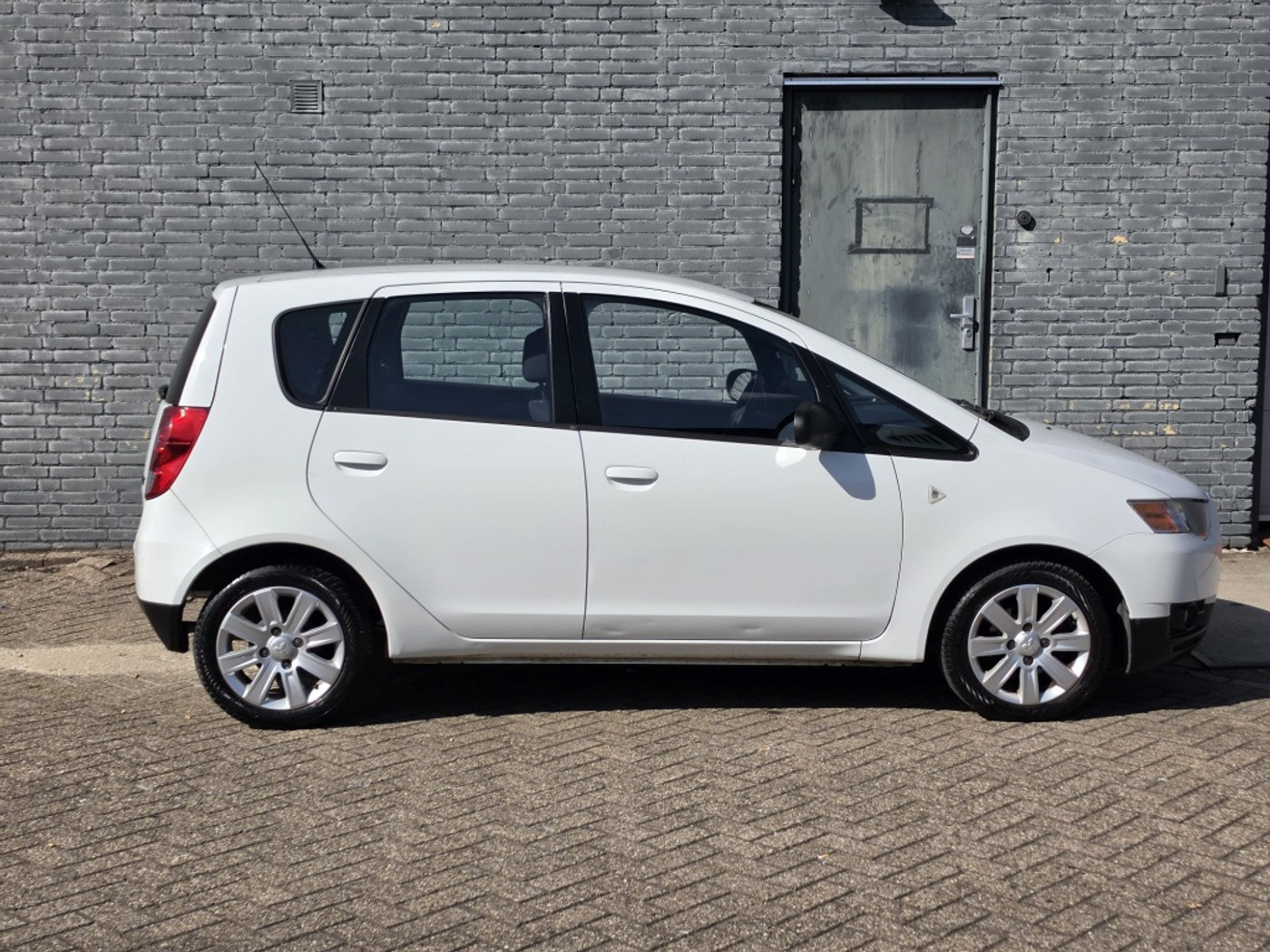 Foto van Mitsubishi Mitsubishi Colt