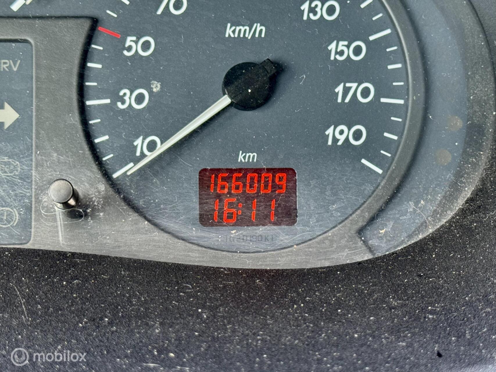 Foto van Renault Master 2.8t L1 H1 2.2 Dci Euro 2000