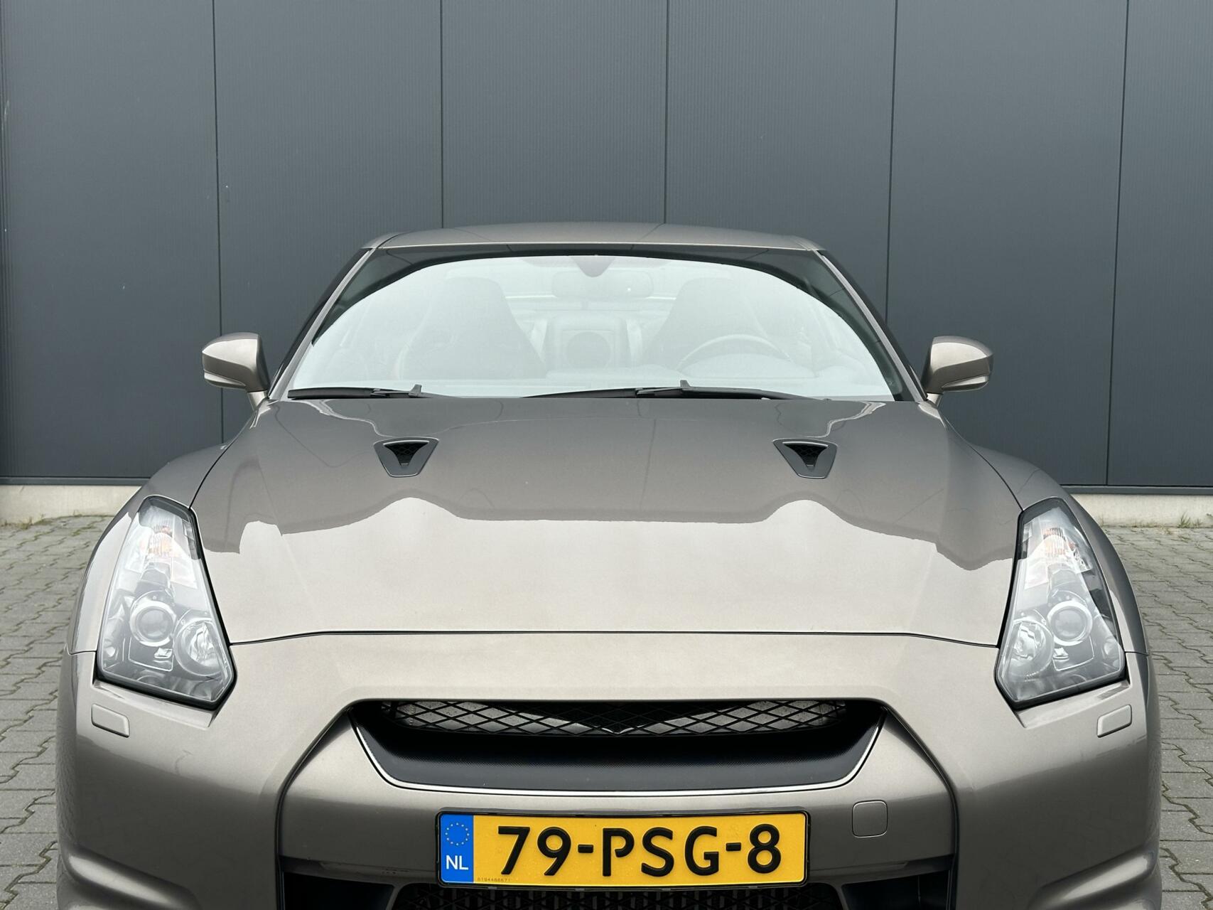 Foto van Nissan Gt-r