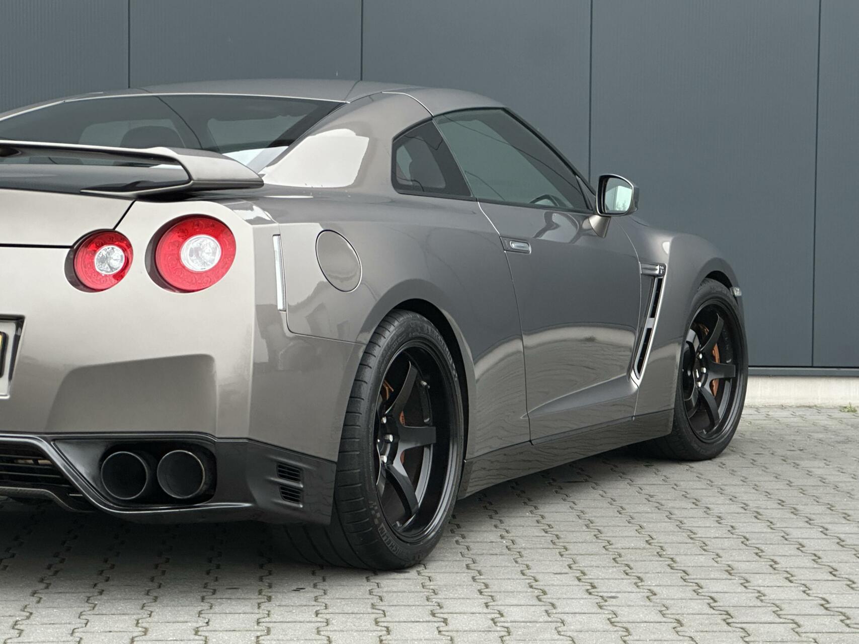 Foto van Nissan Gt-r