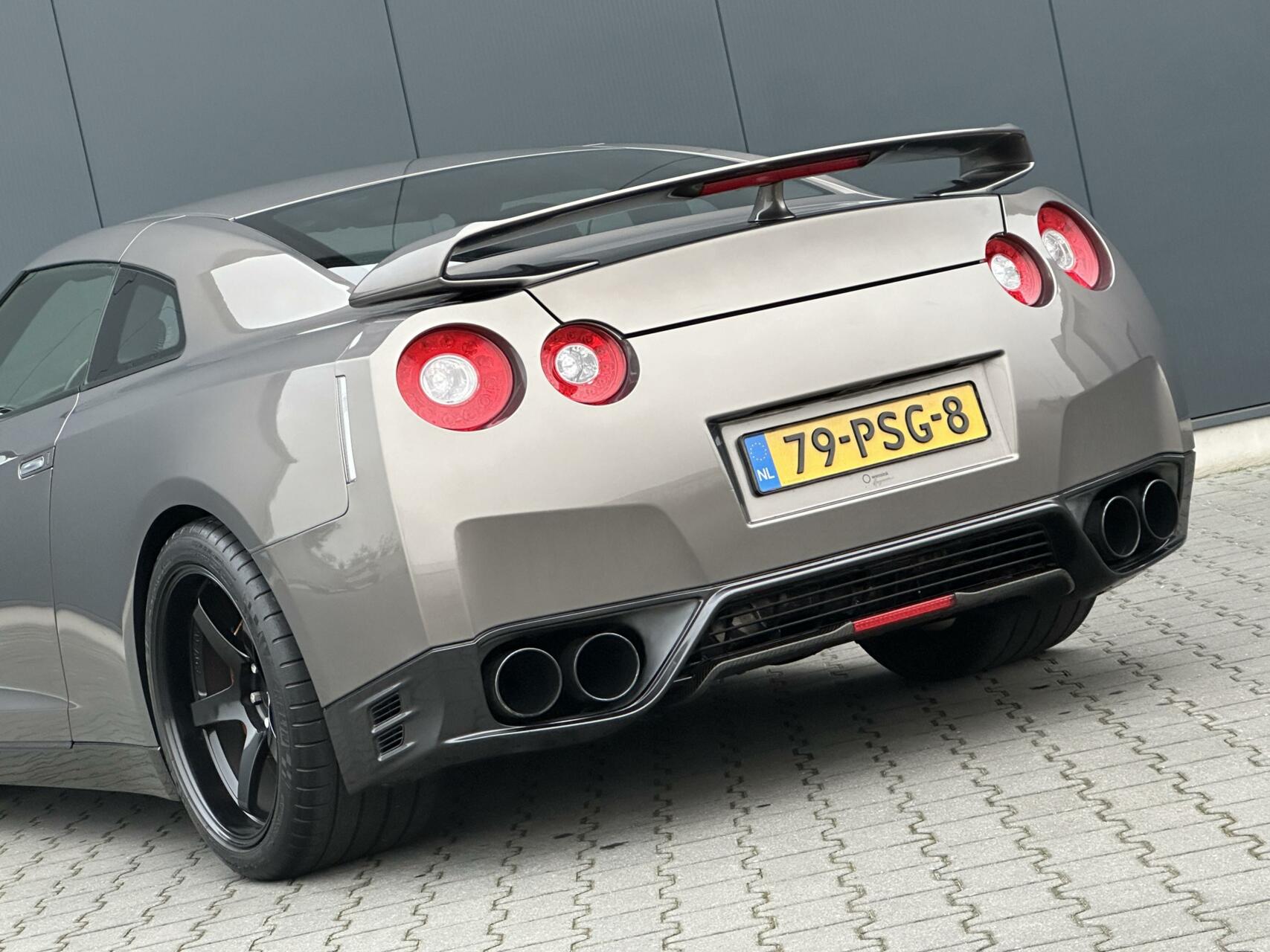 Foto van Nissan Gt-r