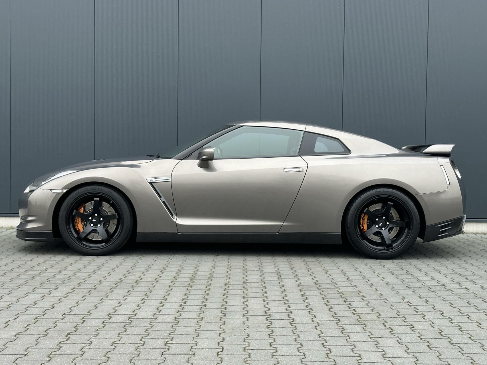 Foto van Nissan Gt-r