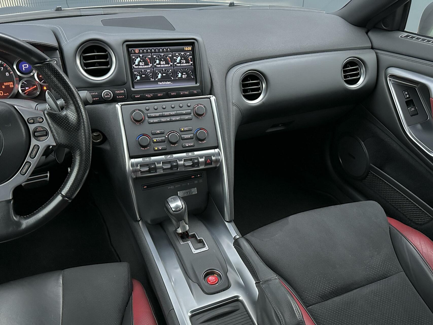 Foto van Nissan Gt-r