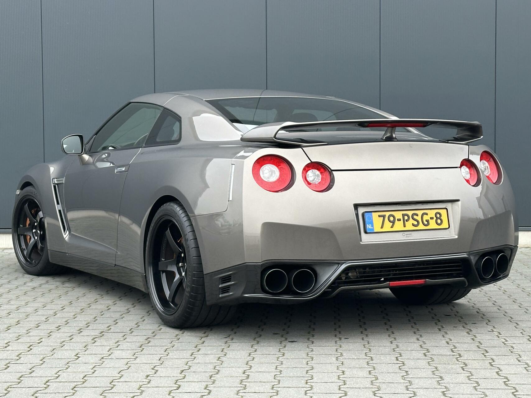 Foto van Nissan Gt-r