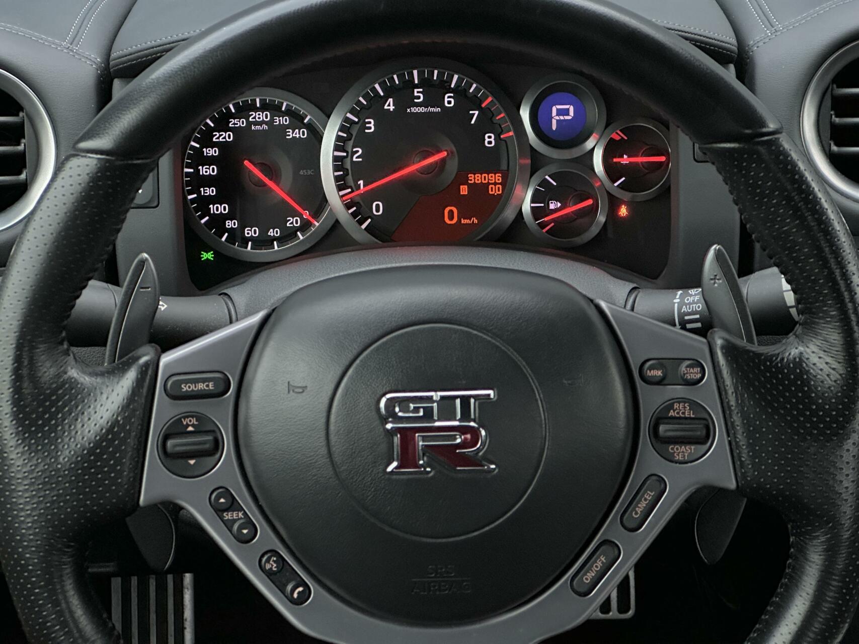 Foto van Nissan Gt-r