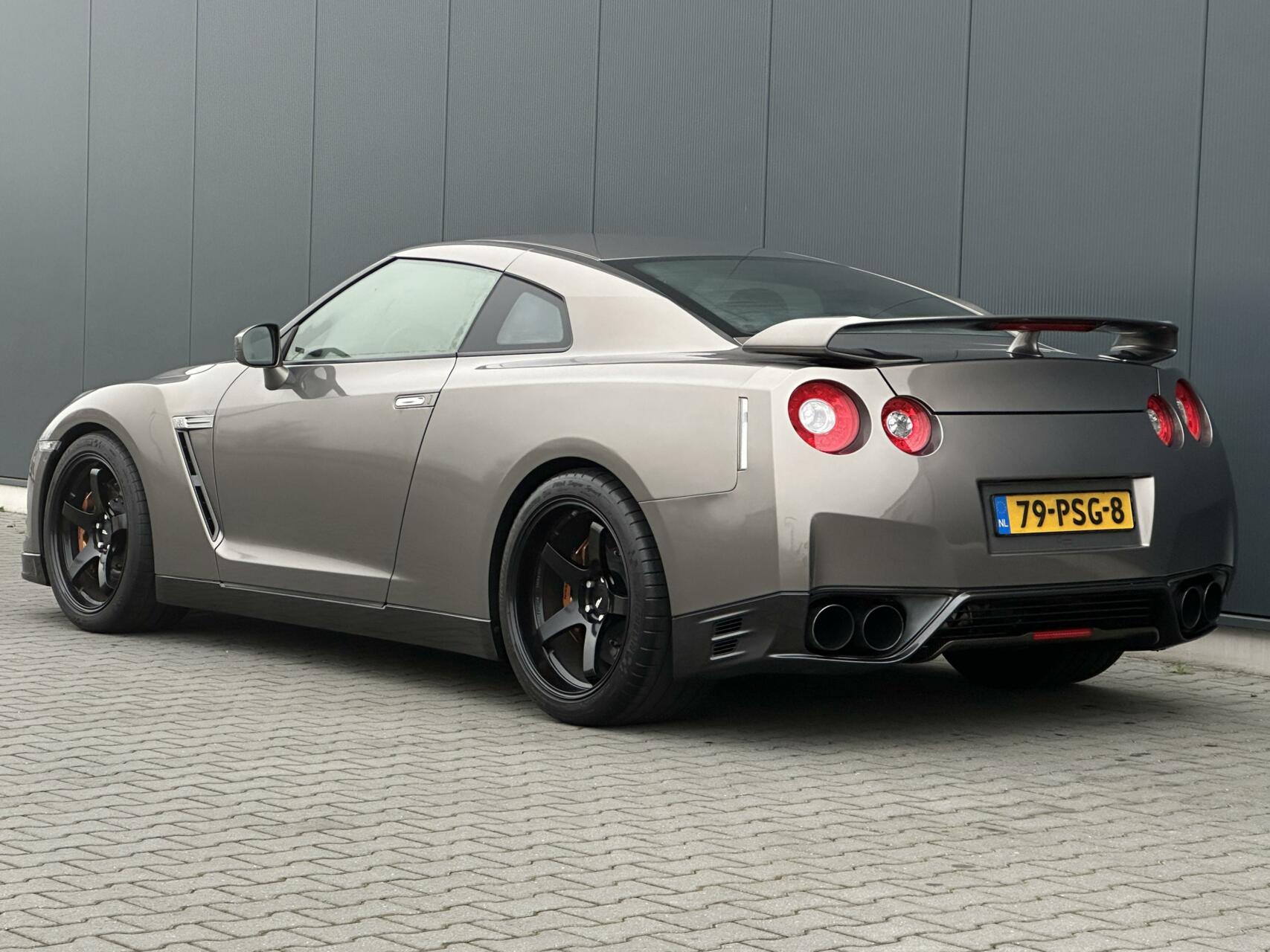 Foto van Nissan Gt-r