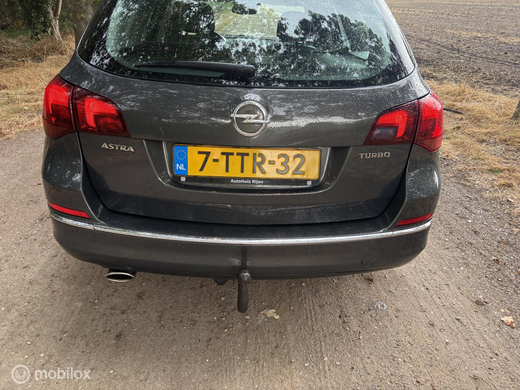 Foto van Opel Astra Sports Tourer