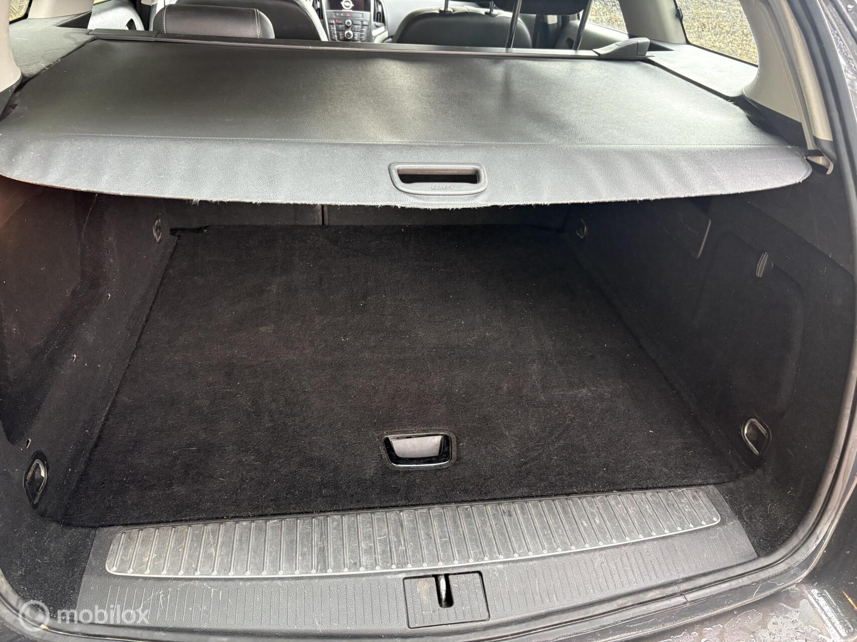 Foto van Opel Astra Sports Tourer