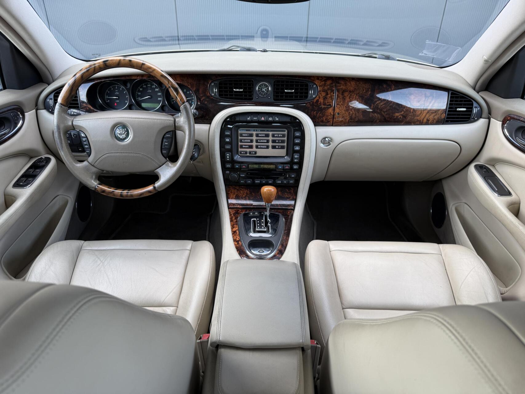 Foto van Jaguar XJ
