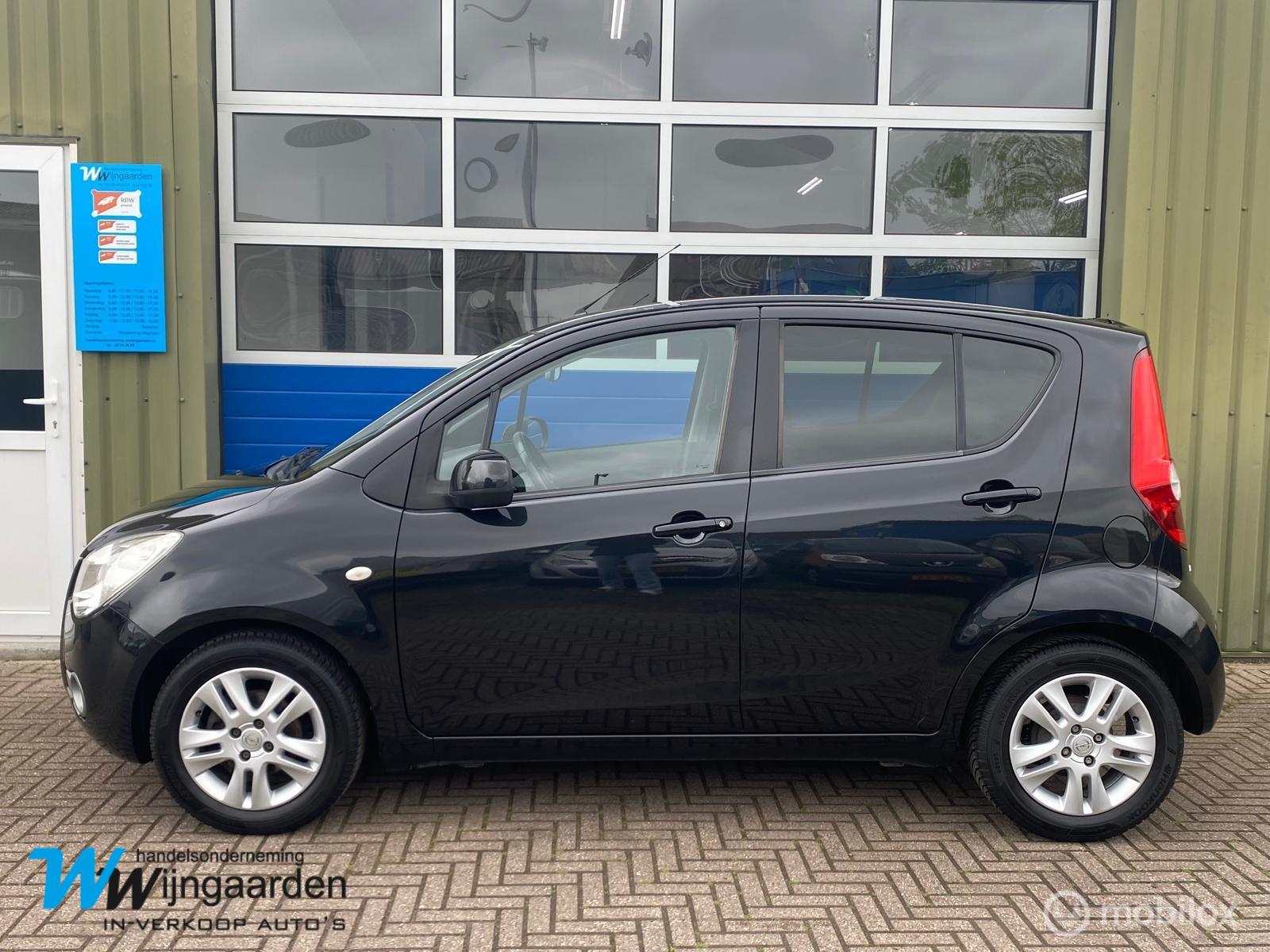 Foto van Opel Agila